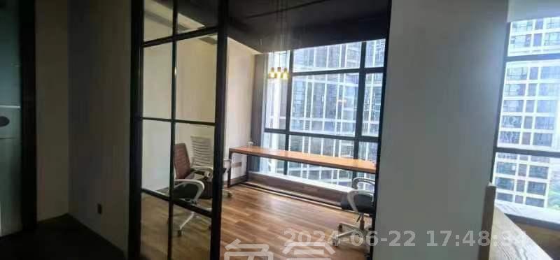 融科东南海  1室1厅1卫   12000.00元/月室内图1