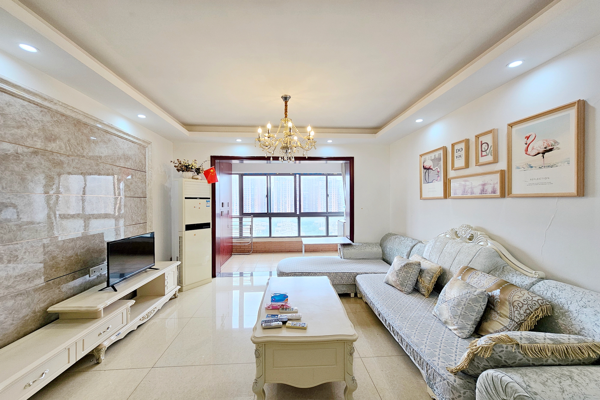 融科檀香山(融科紫檀、香山国际)  2室2厅1卫    95.0万 融科檀香山(融科紫檀、香山国际)  2室2厅1卫    95.0万