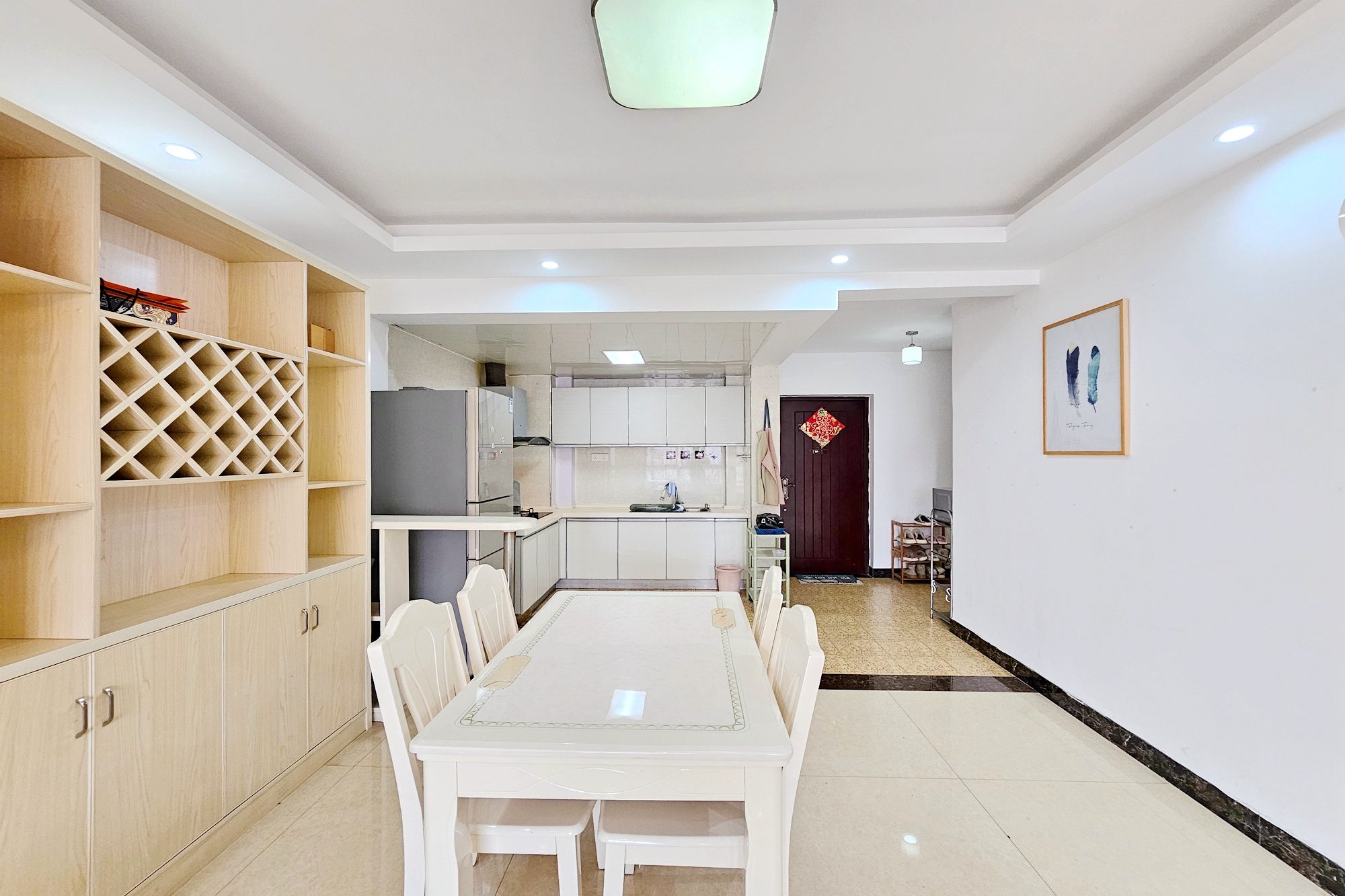 融科檀香山(融科紫檀、香山国际)  2室2厅1卫    95.0万 融科檀香山(融科紫檀、香山国际)  2室2厅1卫    95.0万客厅