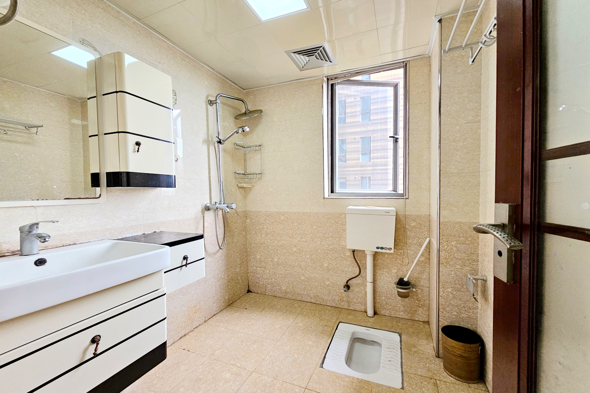 融科檀香山(融科紫檀、香山国际)  2室2厅1卫    95.0万 融科檀香山(融科紫檀、香山国际)  2室2厅1卫    95.0万其他