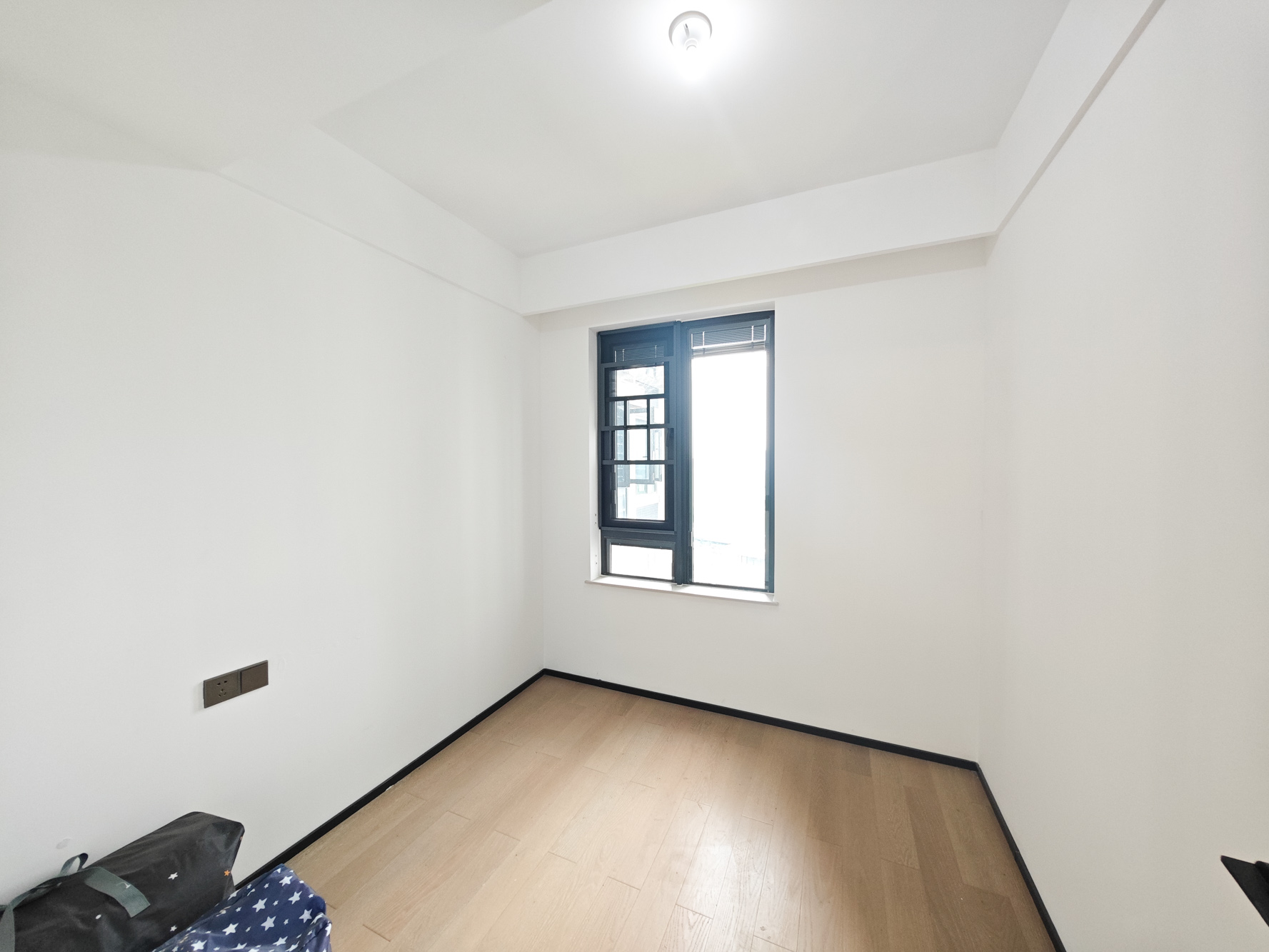 万科魅力之城 3室2厅2卫 118.0万 万科魅力之城 3室2厅2卫 118.0万卧室