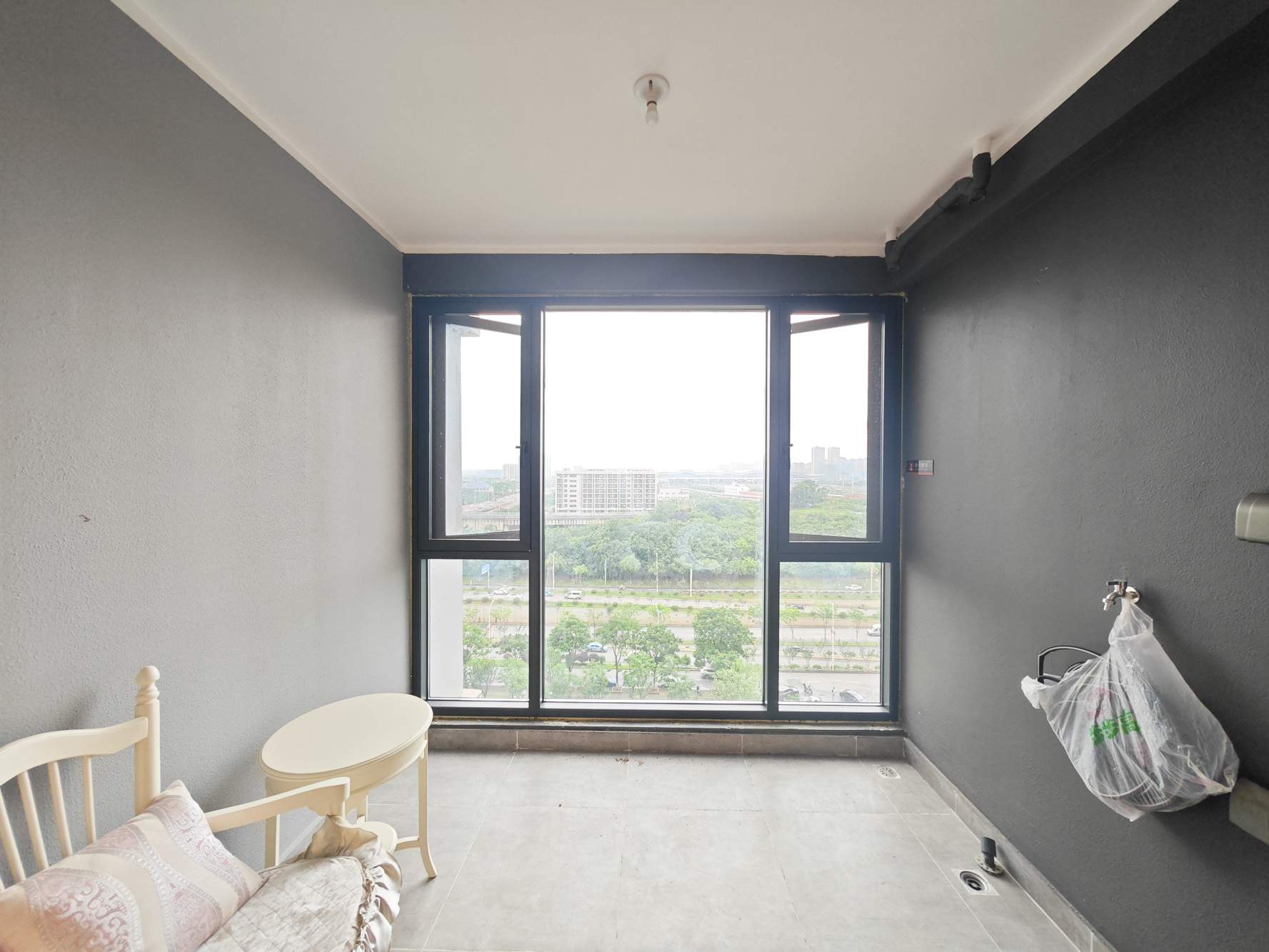 万科魅力之城 3室2厅2卫 118.0万 万科魅力之城 3室2厅2卫 118.0万阳台