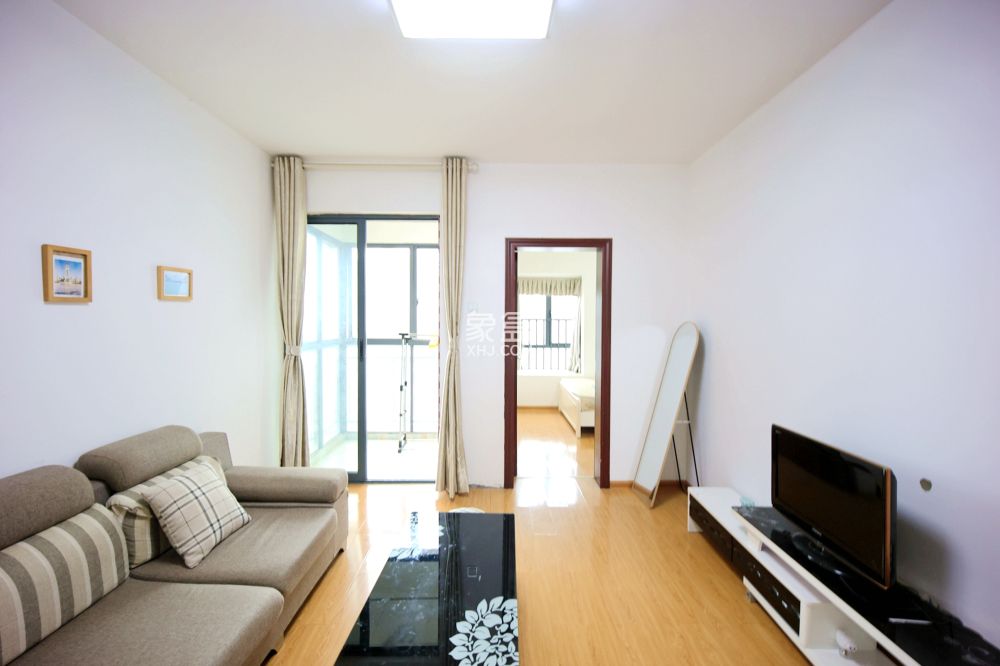 钱隆首府(福晟御园)  2室2厅1卫    78.0万