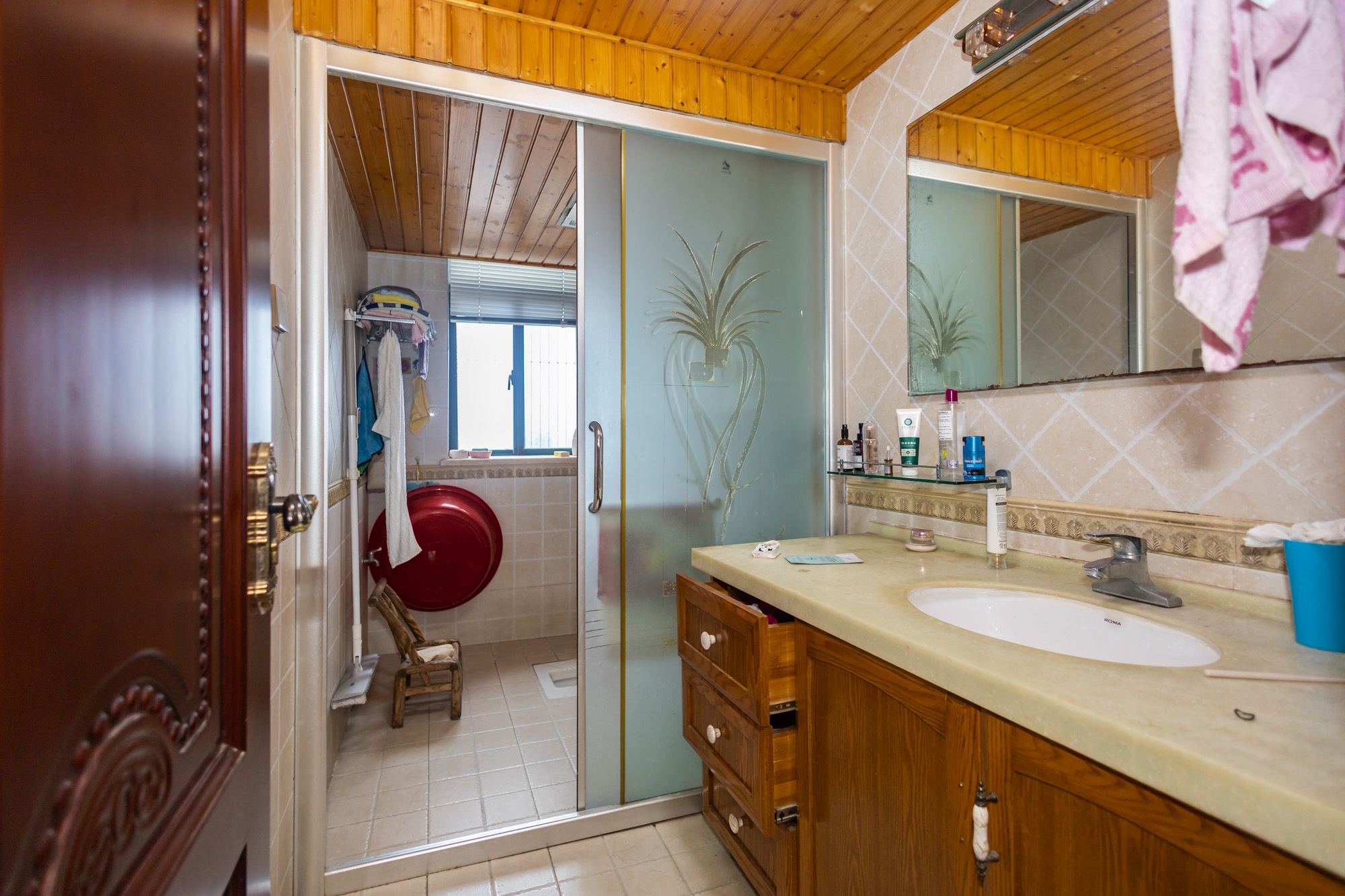 圆梦完美生活 4室2厅2卫 138.0万 圆梦完美生活 4室2厅2卫 138.0万卫生间