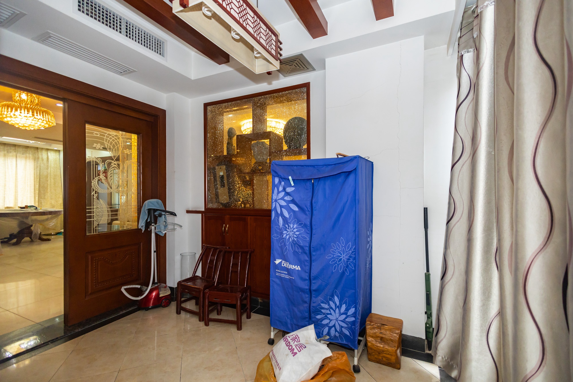 圆梦完美生活 4室2厅2卫 138.0万 圆梦完美生活 4室2厅2卫 138.0万阳台