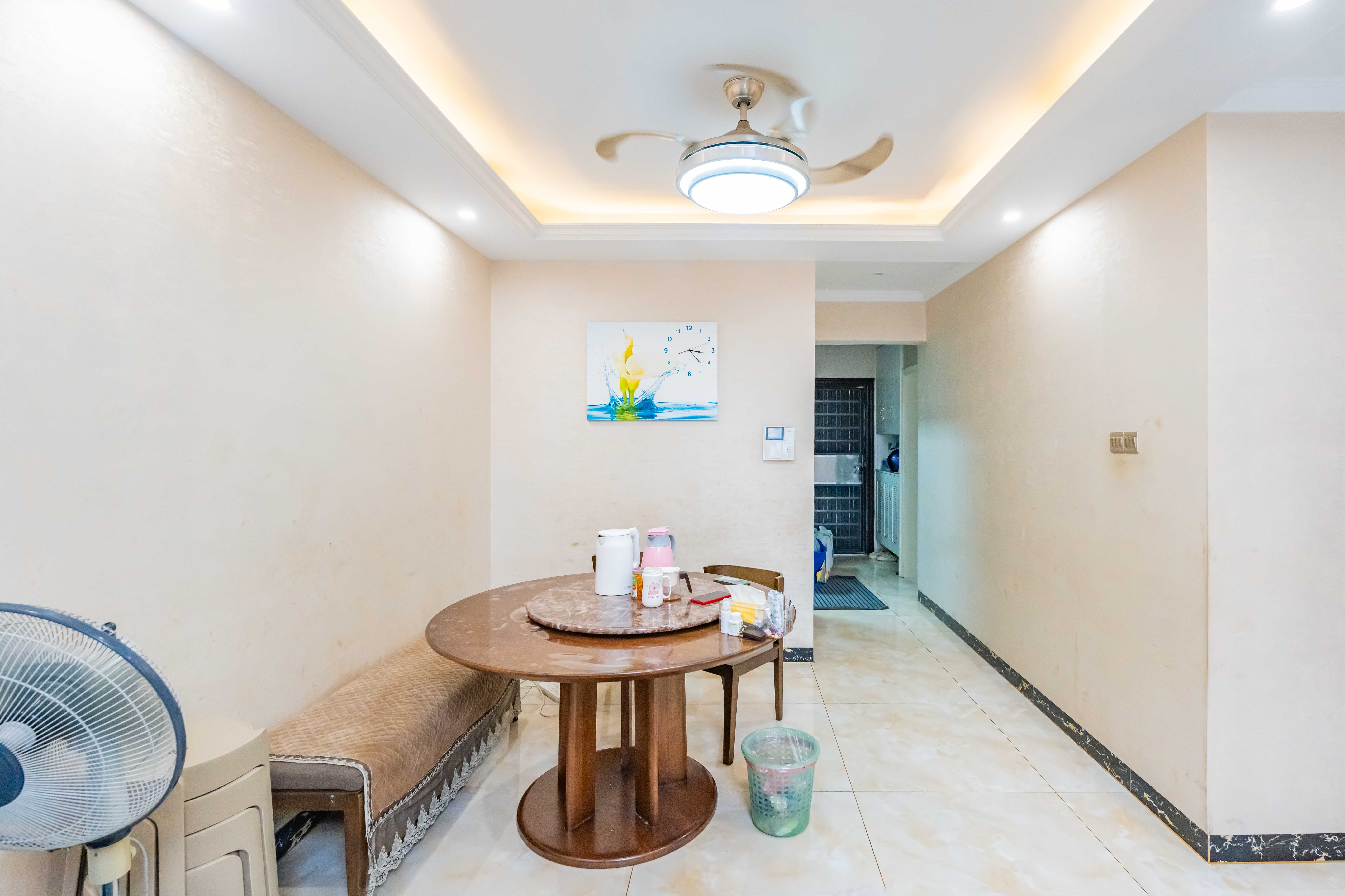 维一星城原山苑 4室2厅2卫 115.0万 维一星城原山苑 4室2厅2卫 115.0万客厅