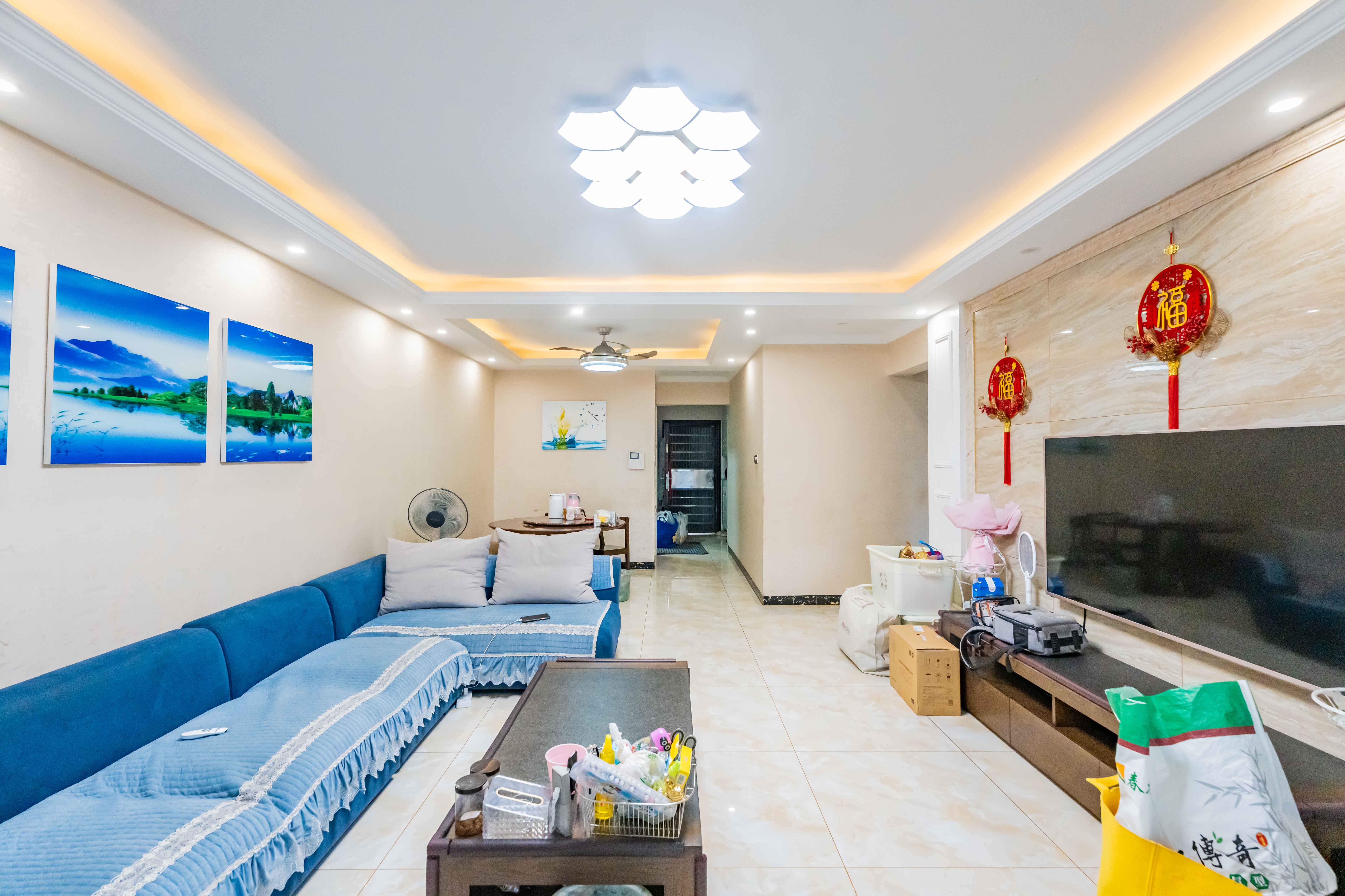 维一星城原山苑 4室2厅2卫 115.0万 维一星城原山苑 4室2厅2卫 115.0万客厅