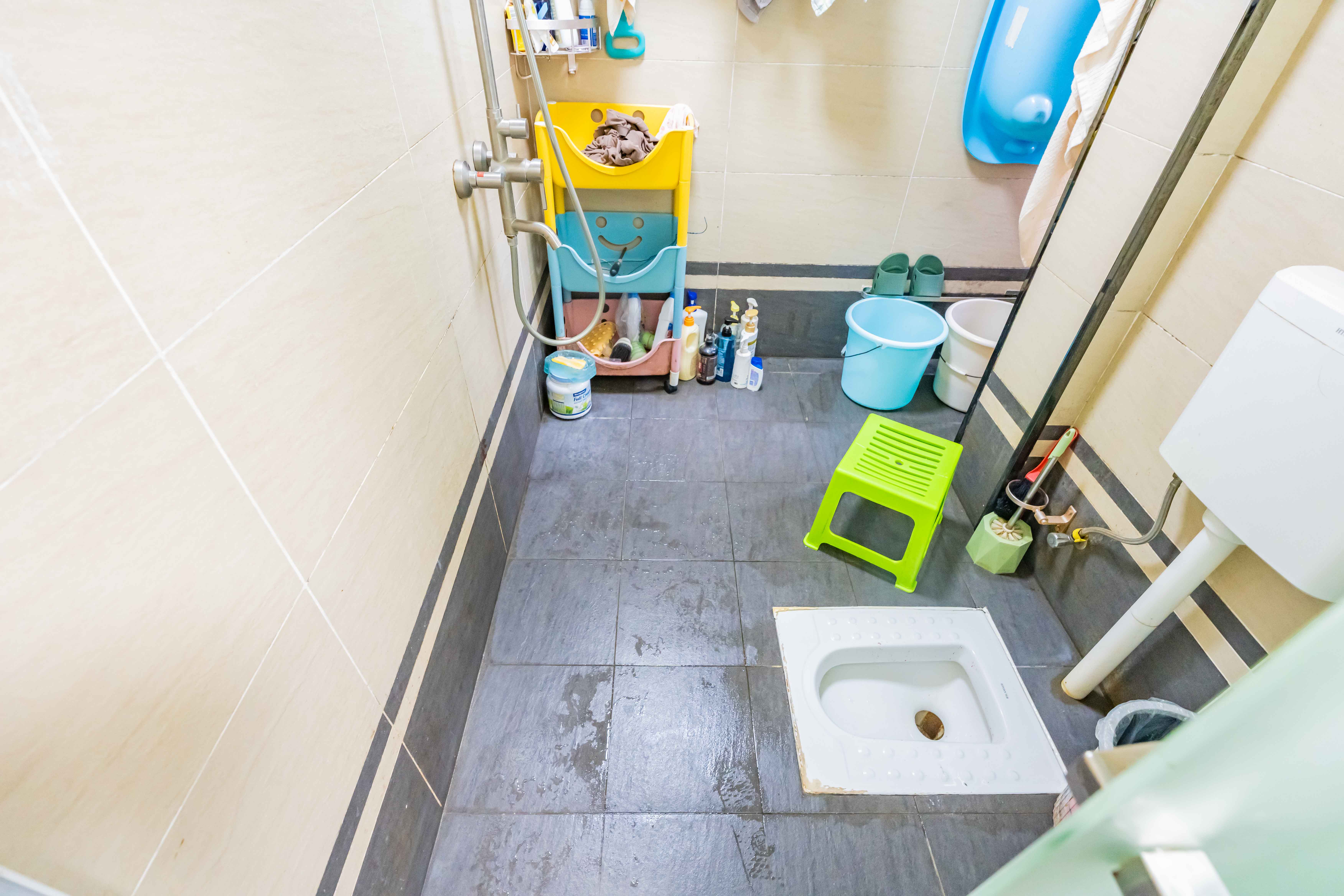 维一星城原山苑 4室2厅2卫 115.0万 维一星城原山苑 4室2厅2卫 115.0万卫生间