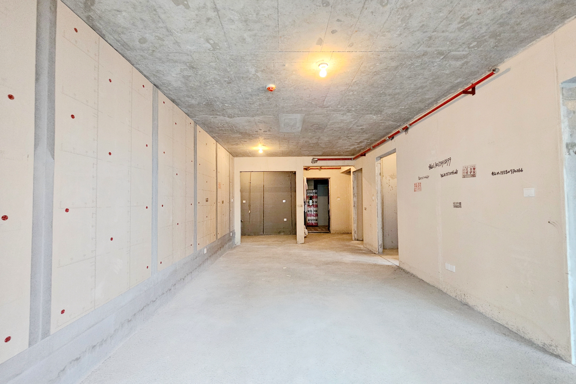 阳光城尚东湾嘉林苑 3室2厅1卫 82.0万 阳光城尚东湾嘉林苑 3室2厅1卫 82.0万客厅