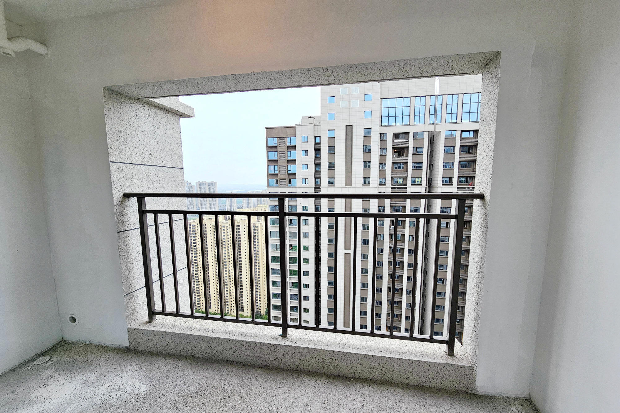 阳光城尚东湾嘉林苑 3室2厅1卫 82.0万 阳光城尚东湾嘉林苑 3室2厅1卫 82.0万其他