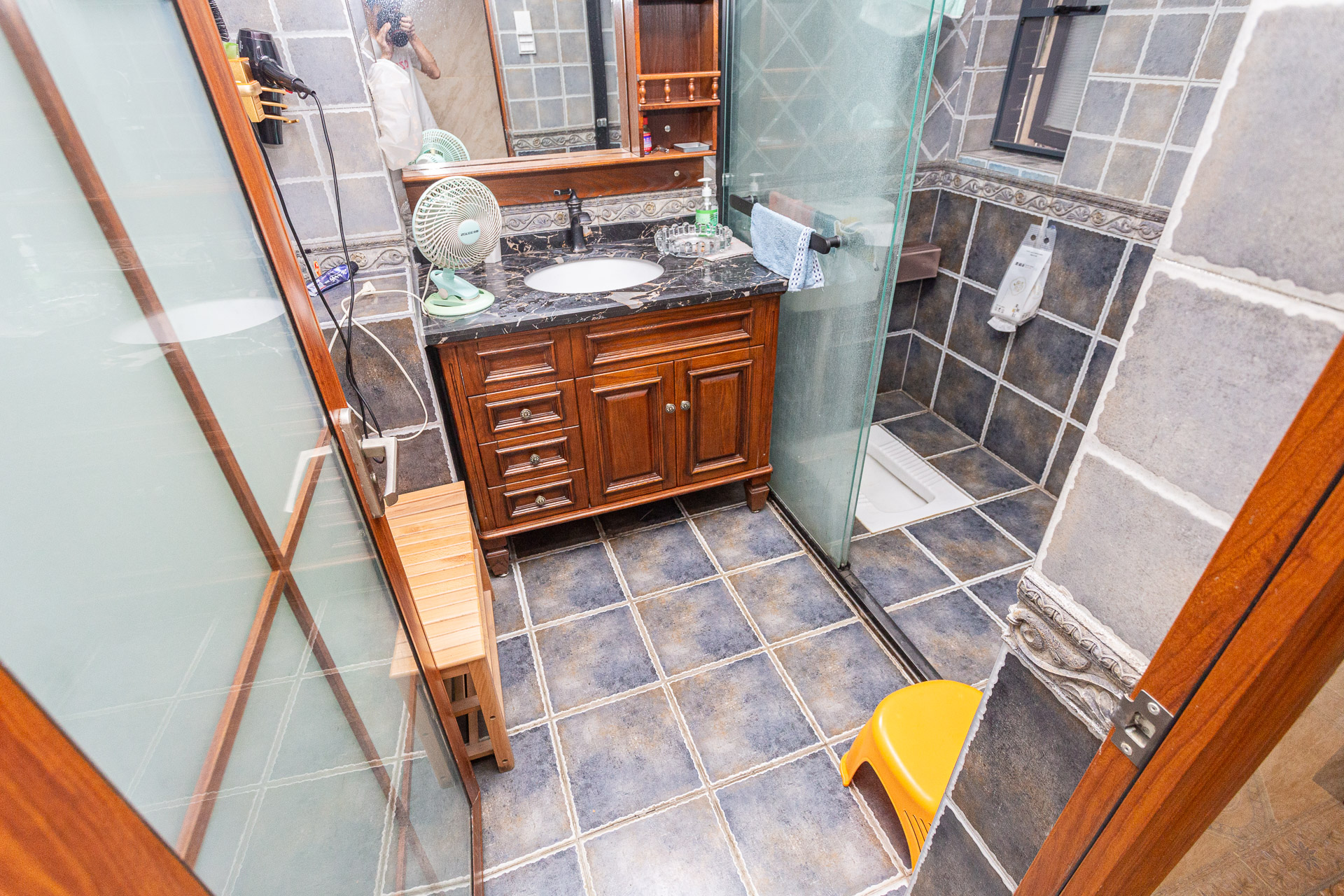 双盈卧龙湾 3室2厅2卫 99.8万 双盈卧龙湾 3室2厅2卫 99.8万卫生间