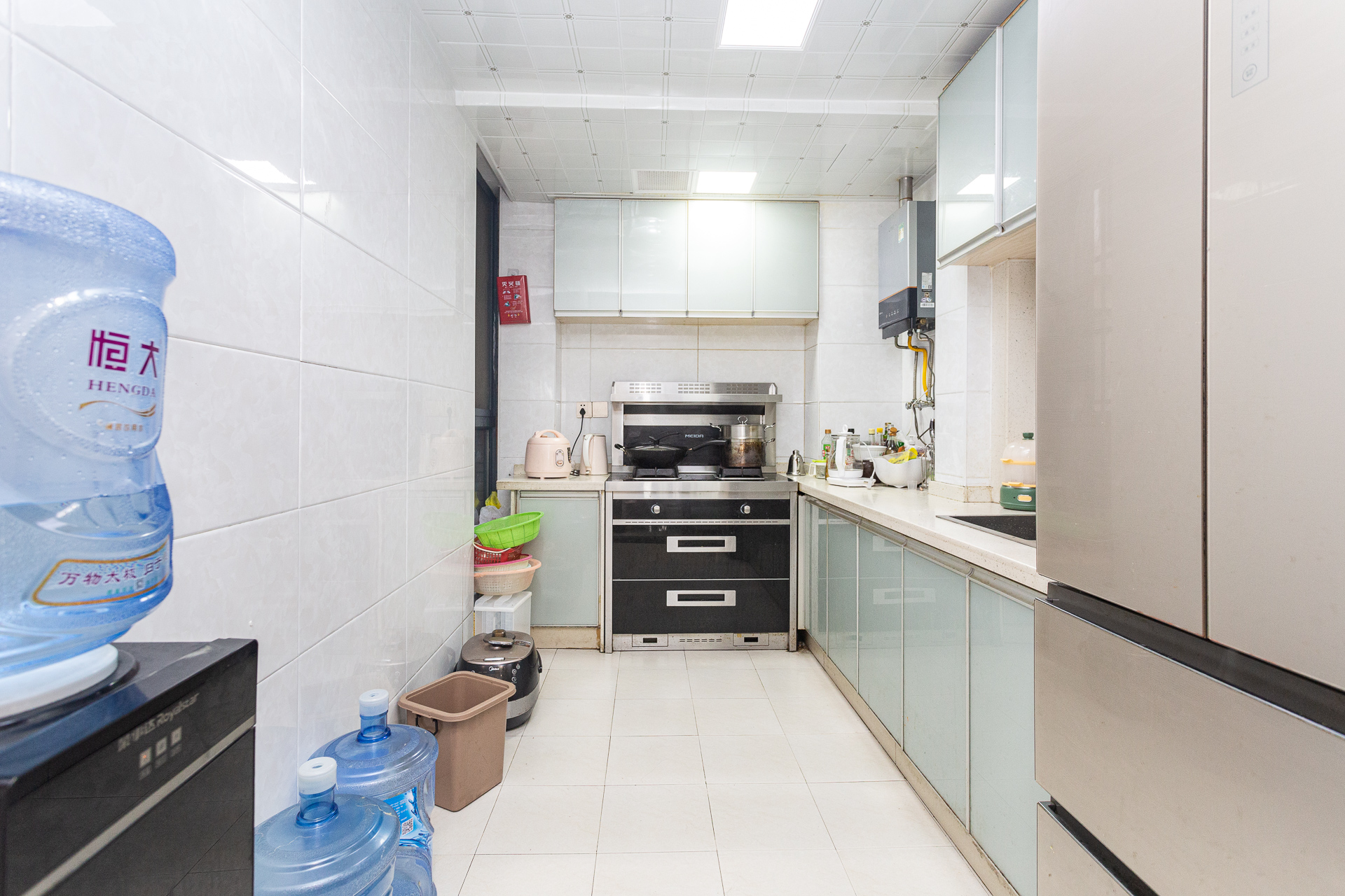 名家翡翠花园  3室2厅1卫    79.0万 名家翡翠花园  3室2厅1卫    79.0万其他