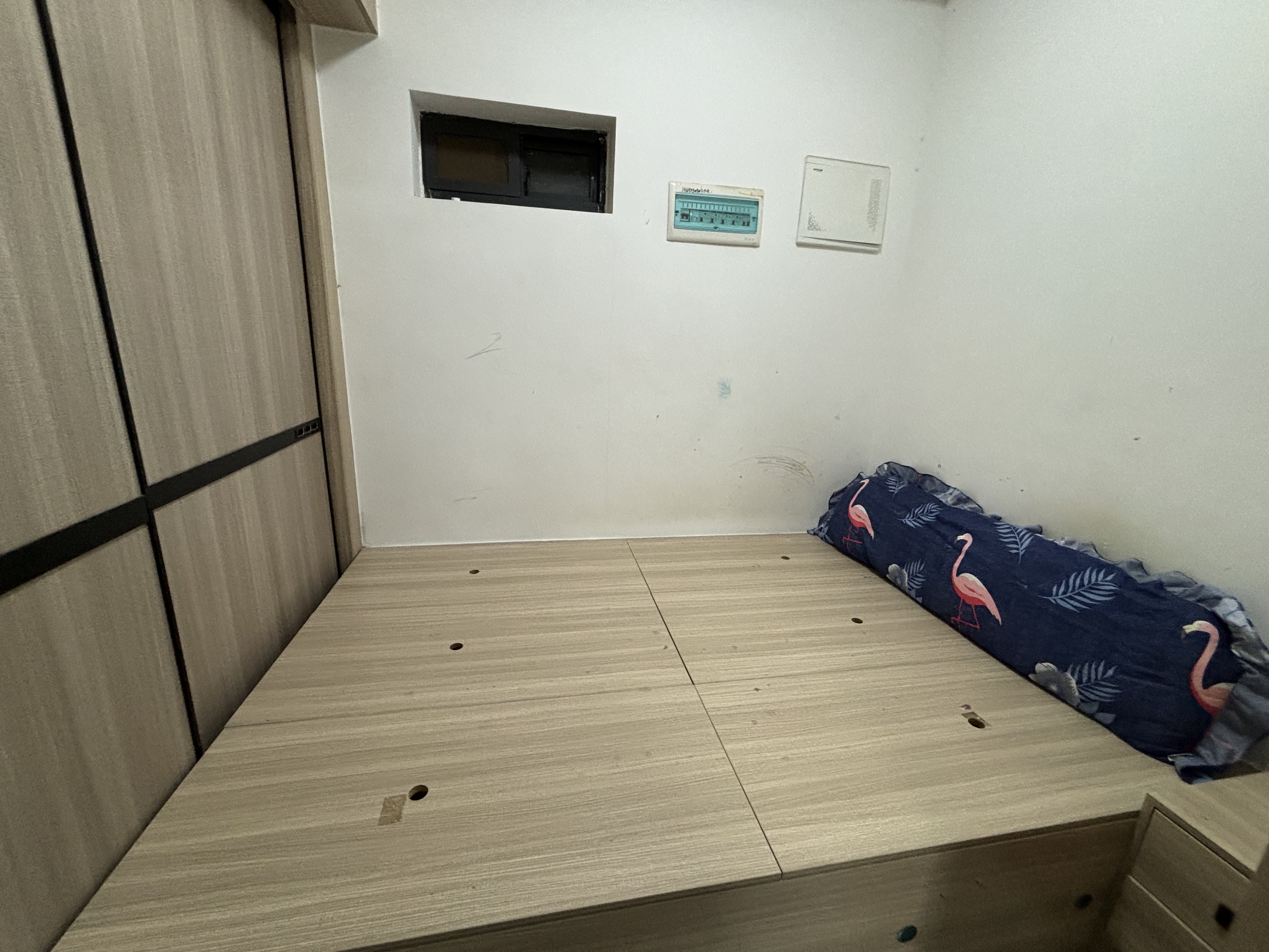 百弘学府城  1室1厅1卫   1100.00元/月室内图