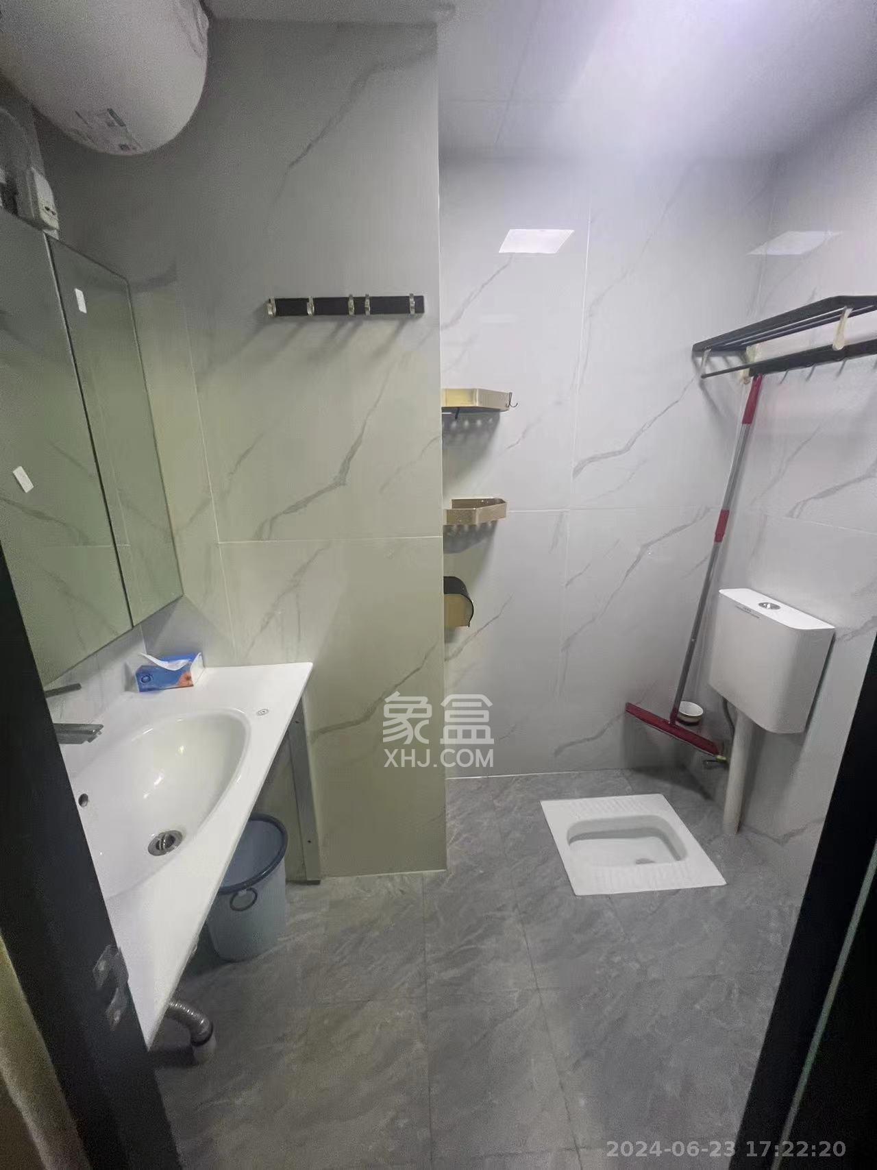高升星光天地  1室1厅1卫   2400.00元/月室内图