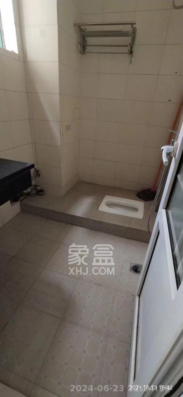 明城公寓  1室1厅1卫   1300.00元/月室内图