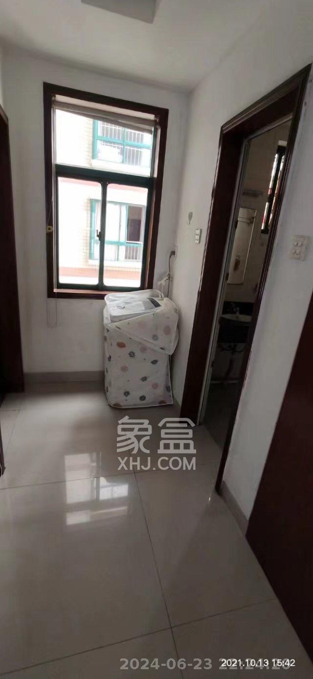 明城公寓  1室1厅1卫   1300.00元/月室内图