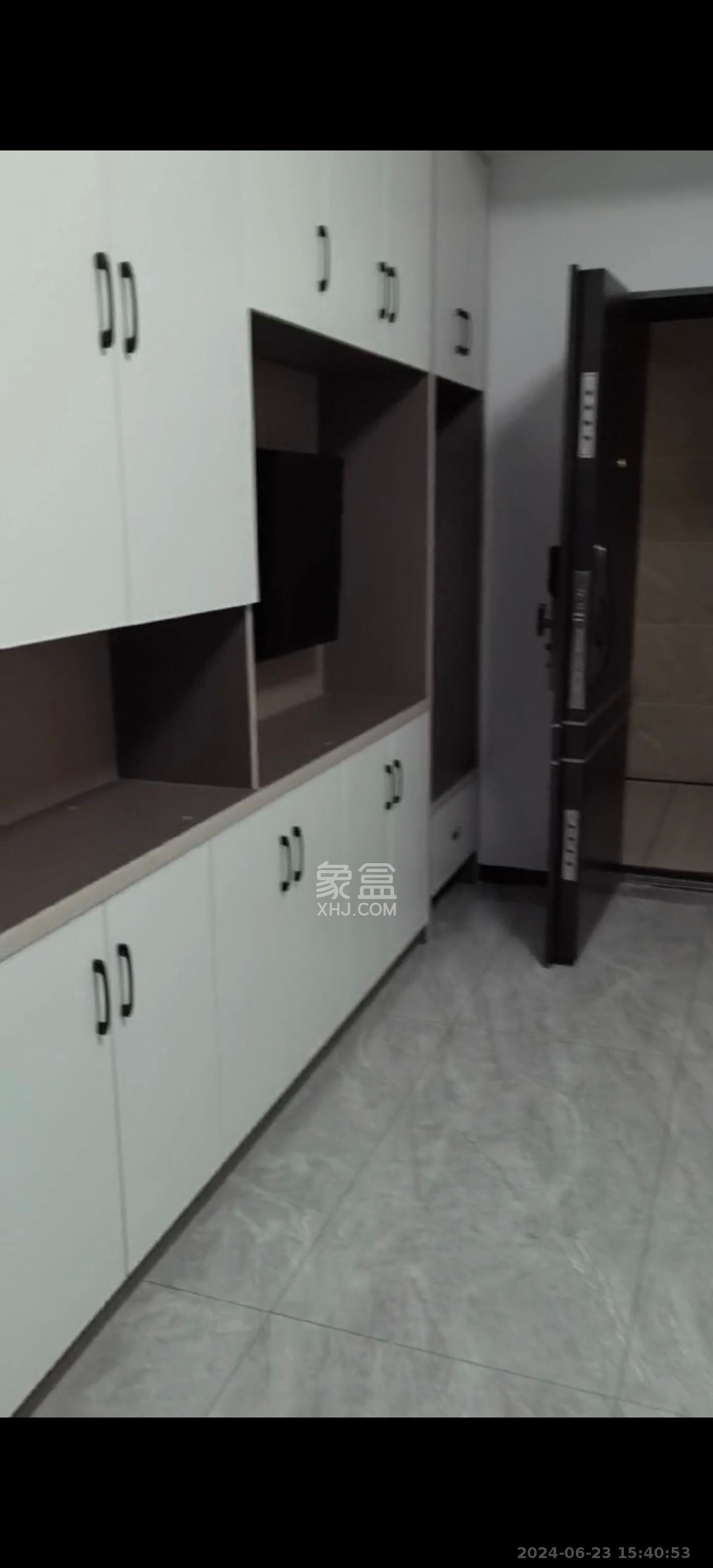 荣泰广场  1室0厅0卫   1800.00元/月室内图