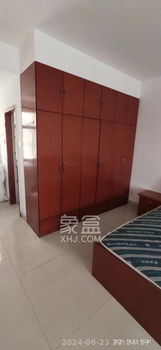 明城公寓  1室1厅1卫   1300.00元/月室内图