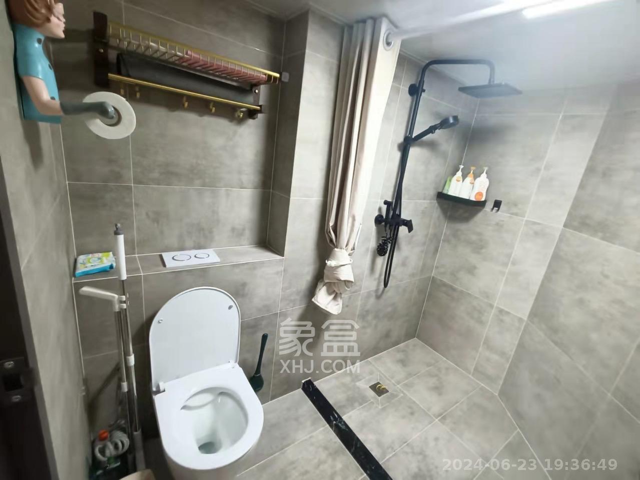 梅溪半岛  1室1厅1卫   3500.00元/月室内图