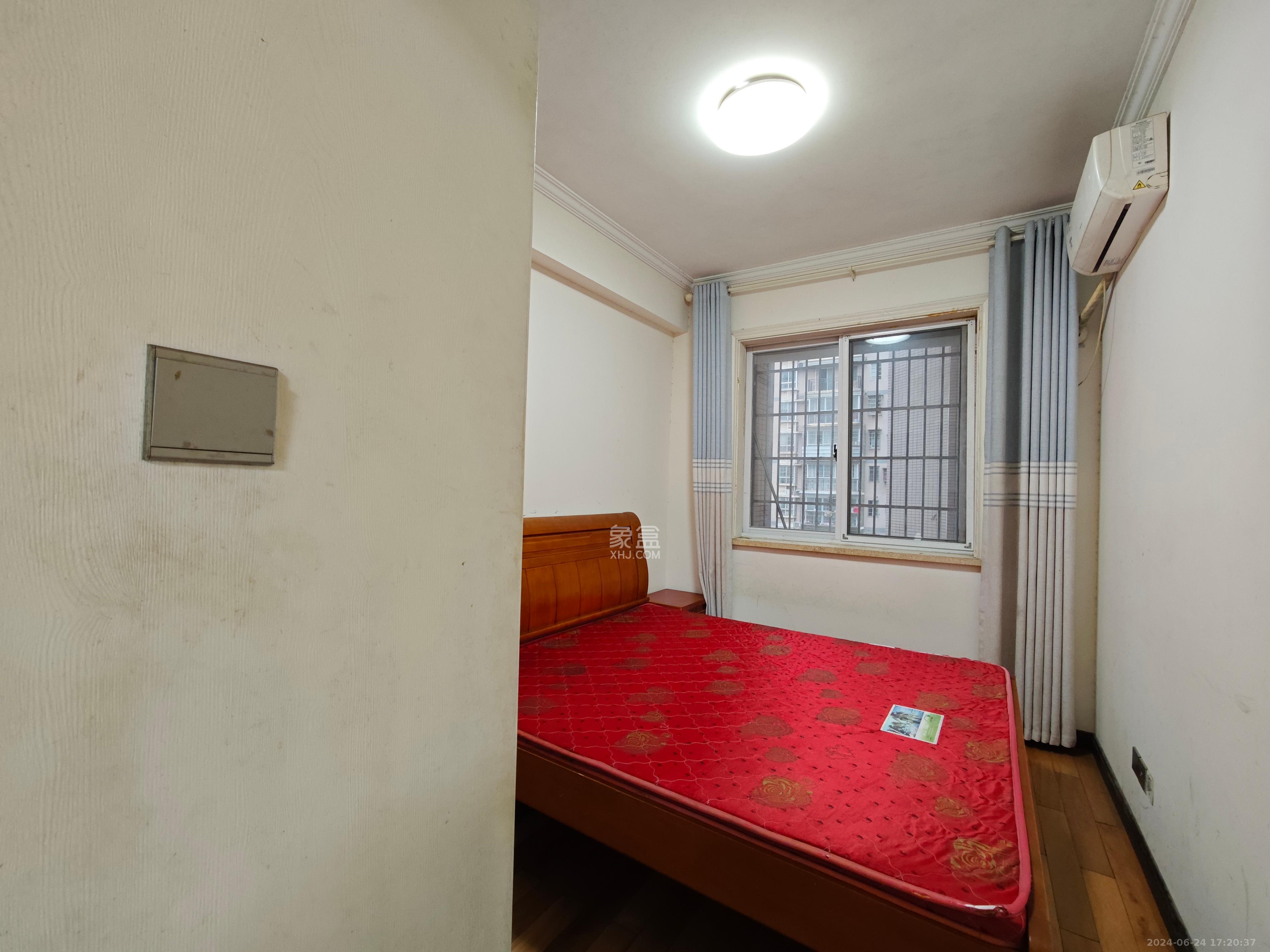 城市山水豪园（山水城市风景）  3室2厅1卫   2600.00元/月室内图