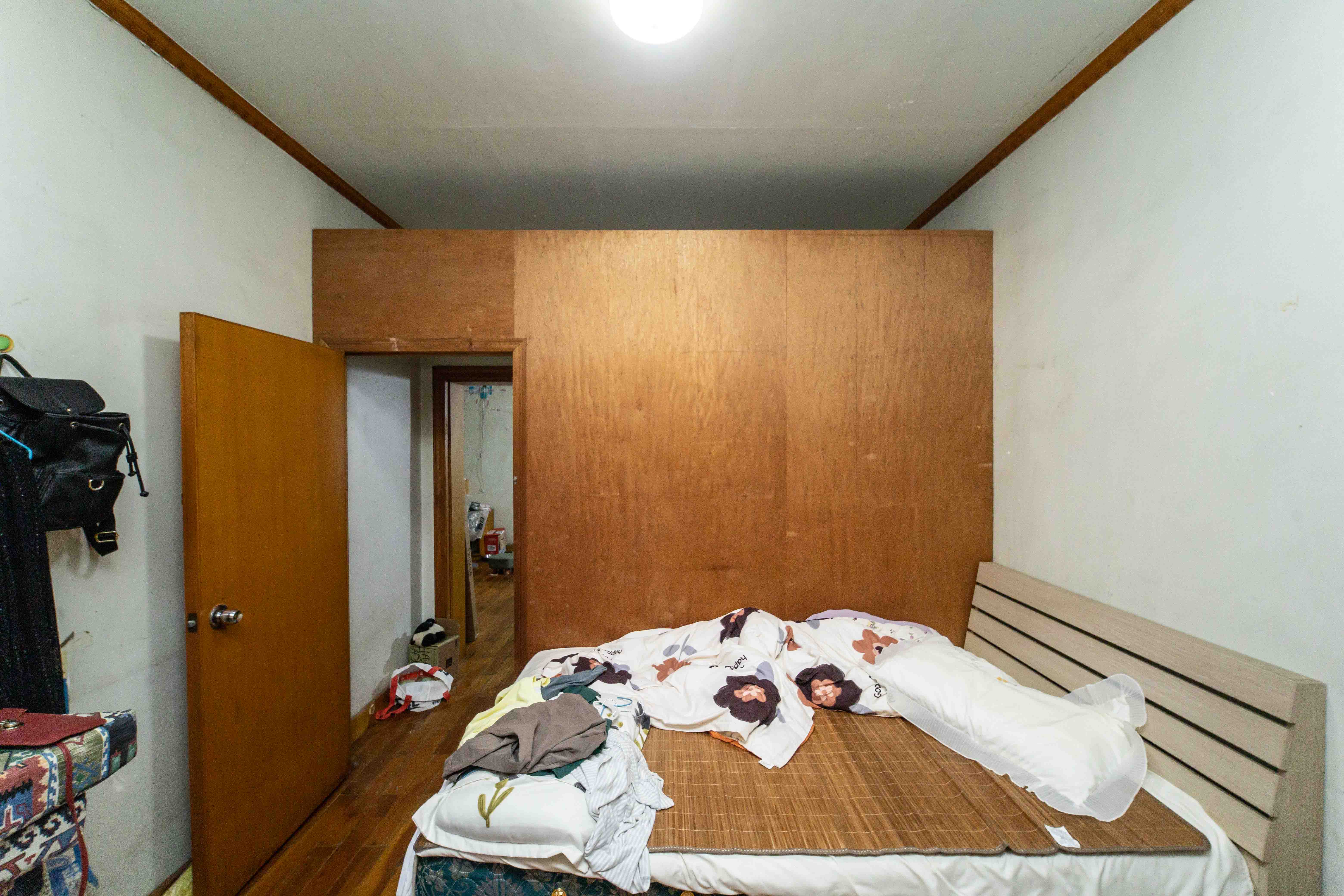 机械大院  3室1厅1卫   55.00万卧室
