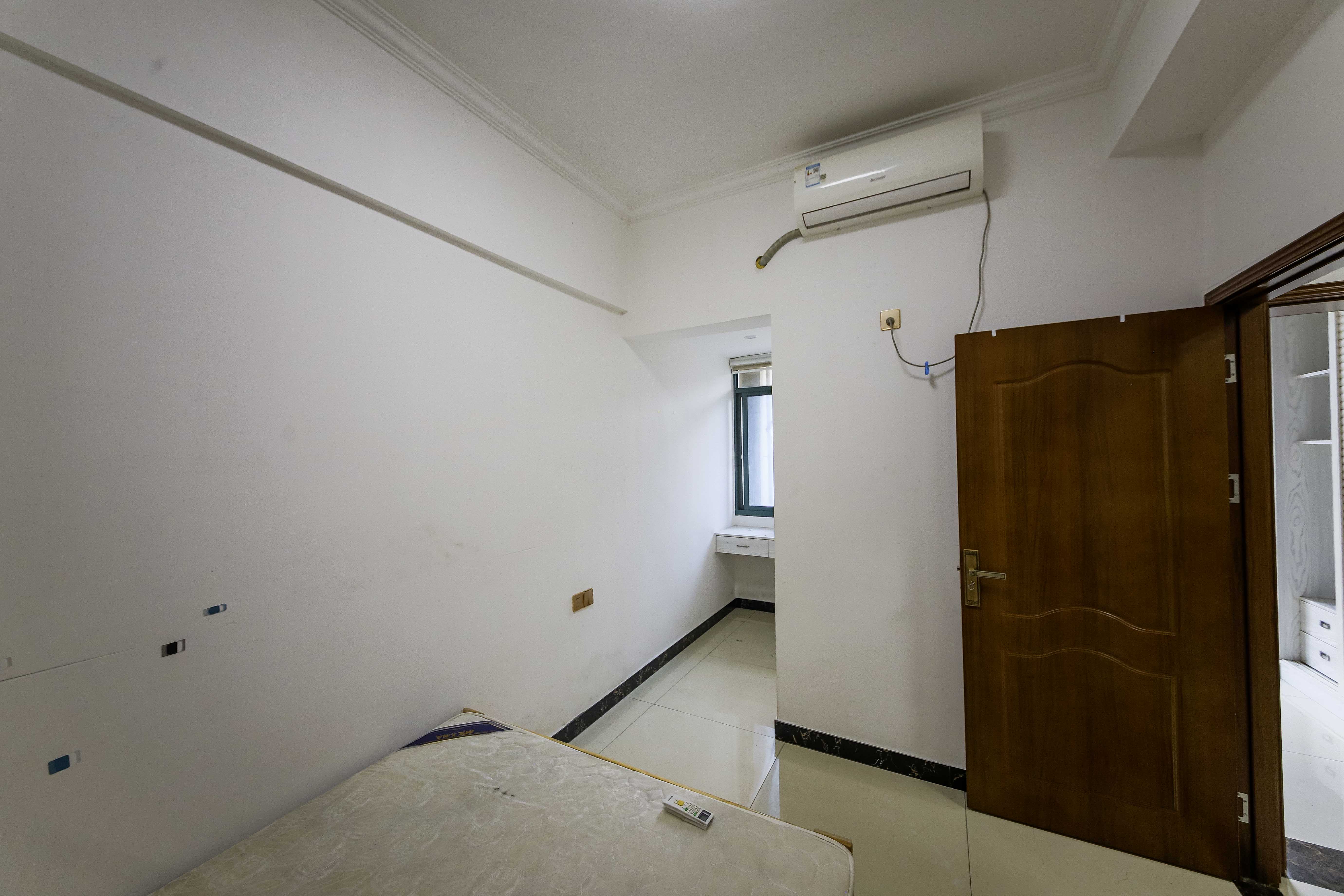 才子嘉都  2室1厅1卫    40.0万卧室