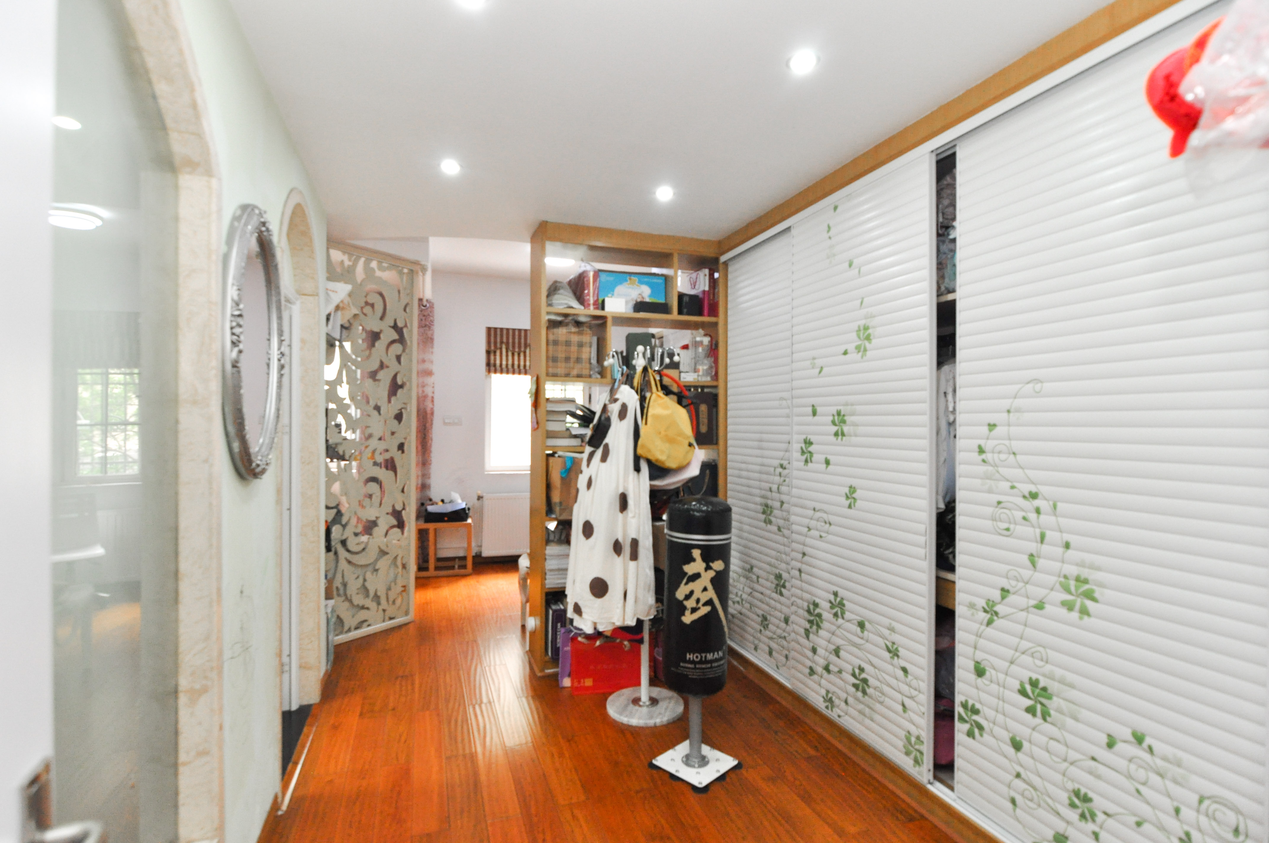 沁园春御院 3室2厅2卫 165.0万 沁园春御院 3室2厅2卫 165.0万其他