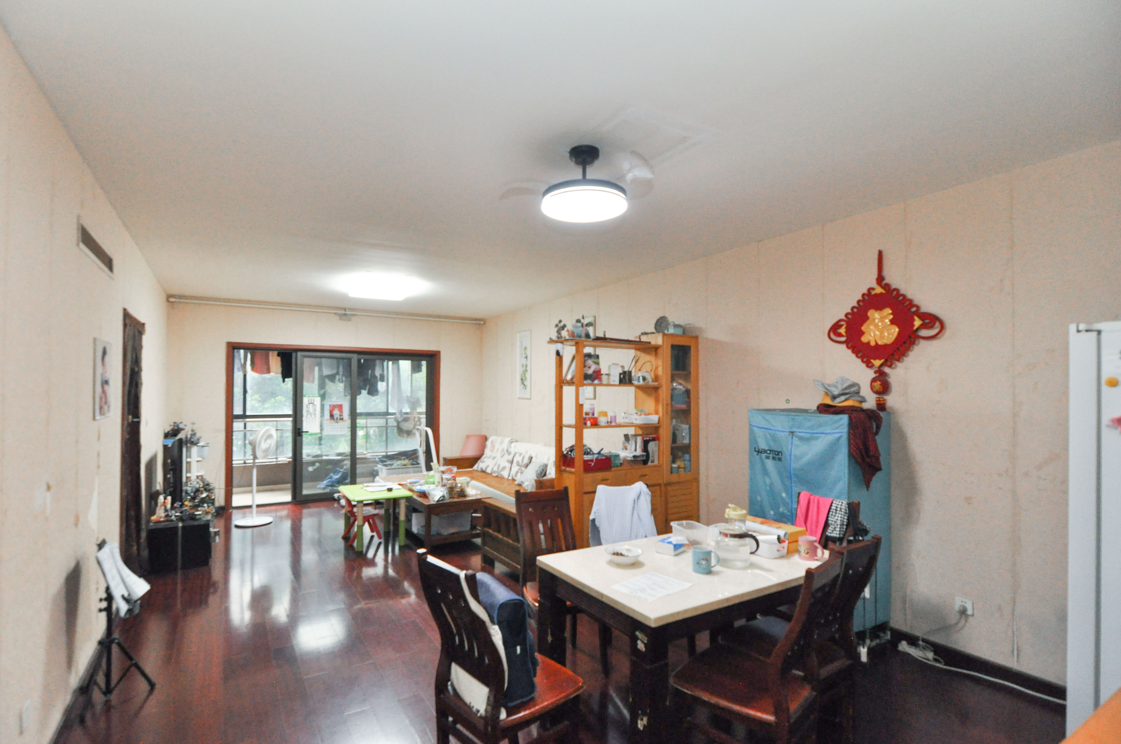 远大麓园  3室2厅2卫    79.8万 远大麓园  3室2厅2卫    79.8万客厅