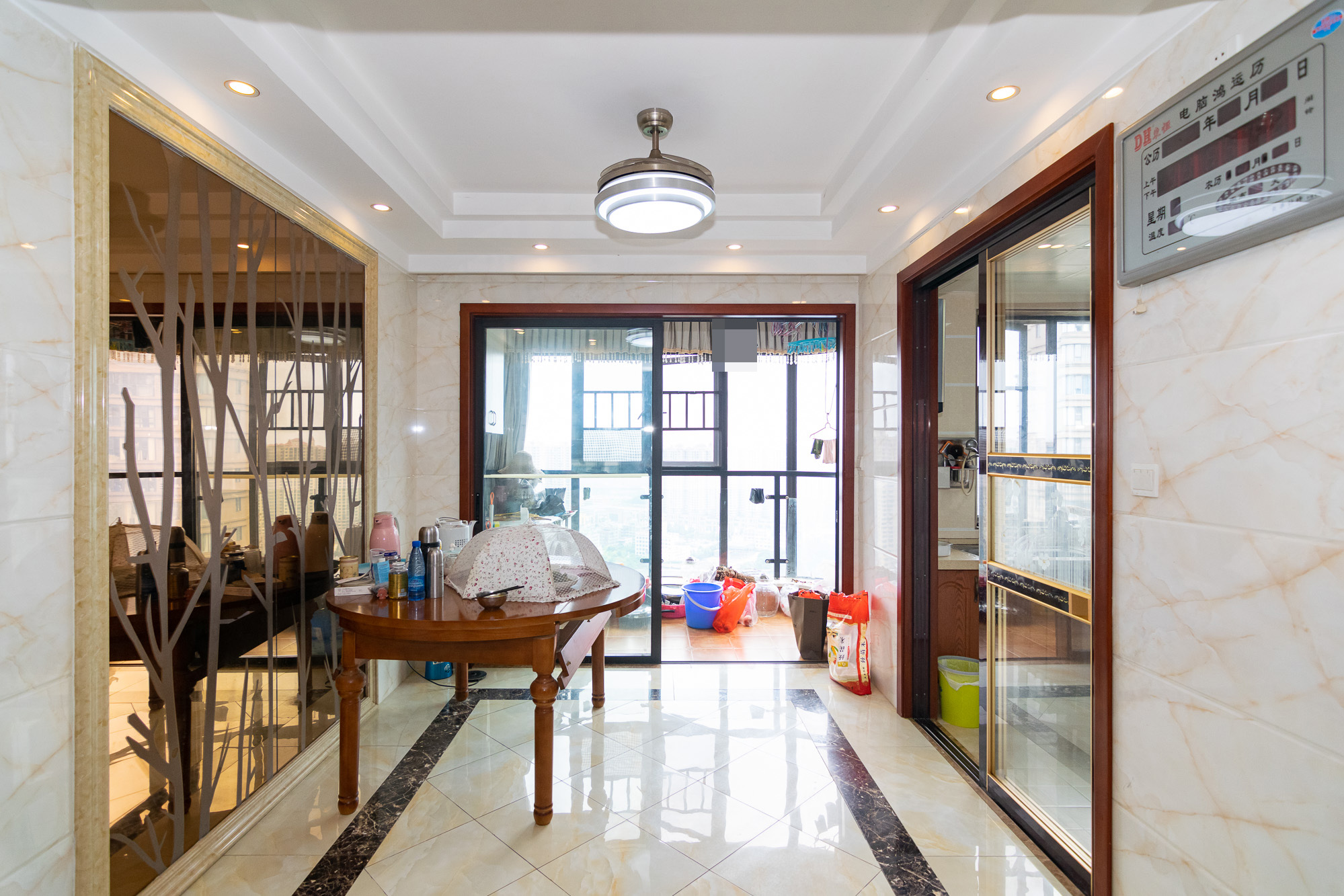 润和紫郡一期 4室2厅1卫 116.0万 润和紫郡一期 4室2厅1卫 116.0万客厅