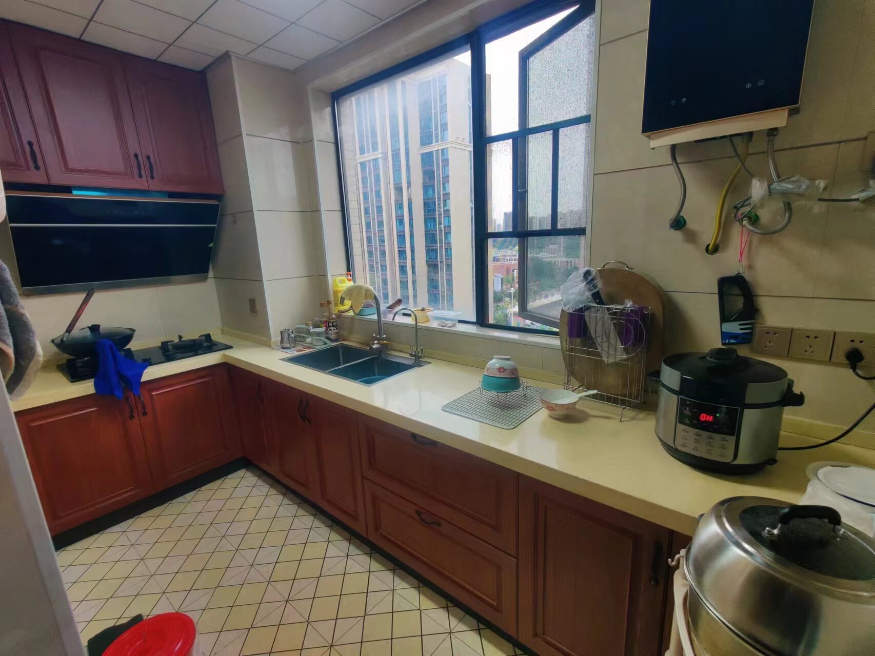 春藤小镇 4室2厅2卫 113.8万 春藤小镇 4室2厅2卫 113.8万室内图