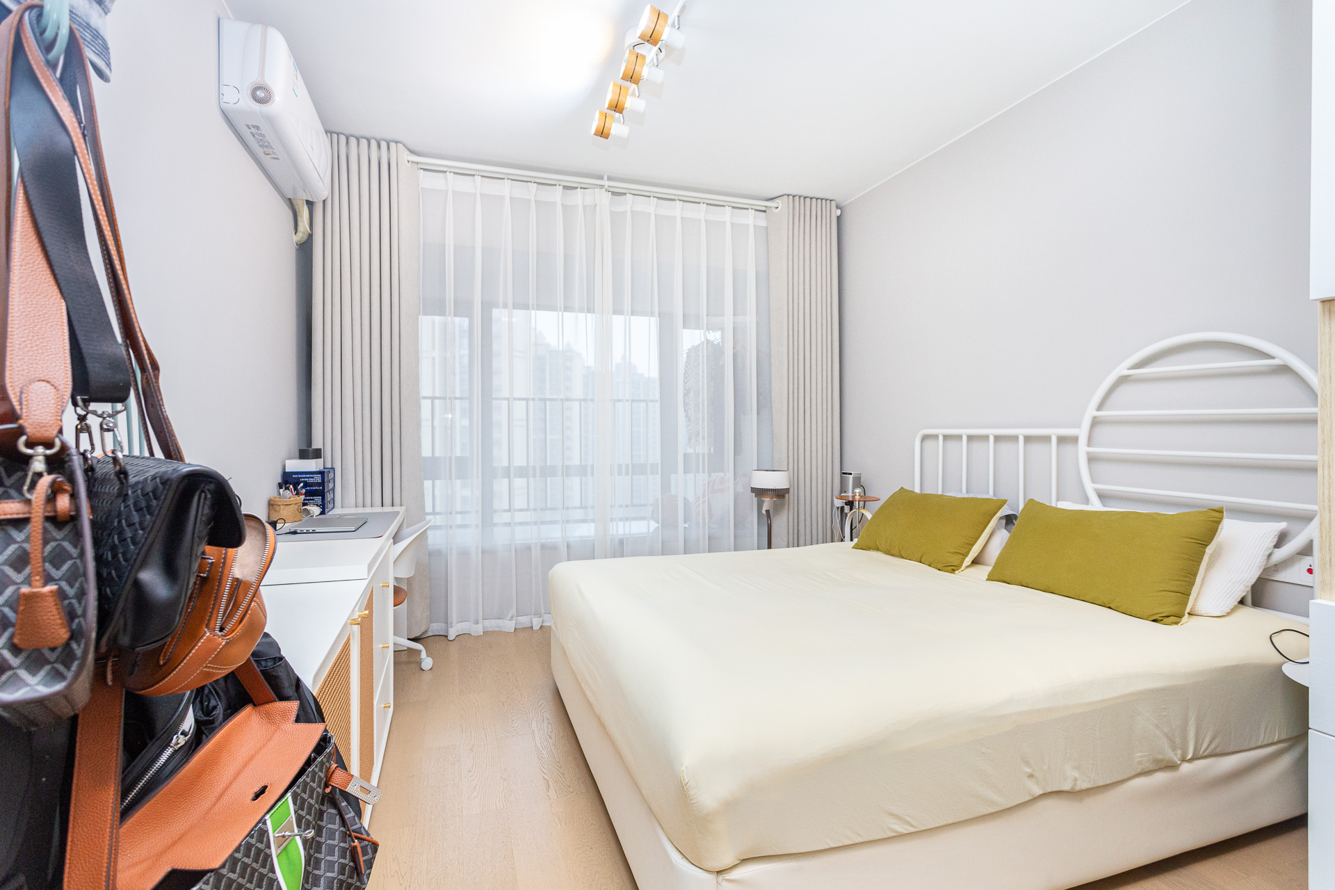 时代倾城.时代遇见 4室2厅2卫 131.0万 时代倾城.时代遇见 4室2厅2卫 131.0万卧室