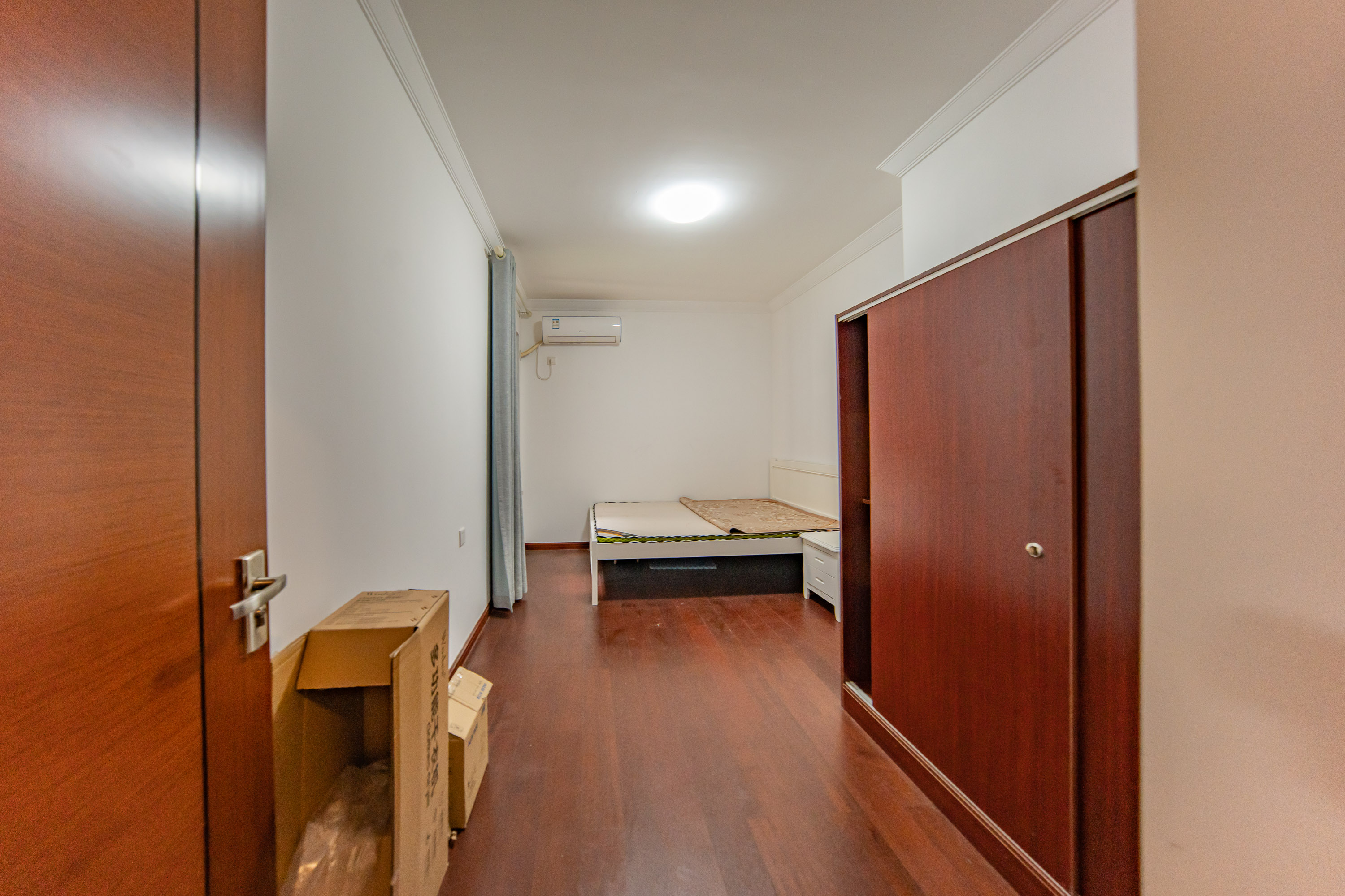 中海国际二期 2室2厅1卫 78.0万 中海国际二期 2室2厅1卫 78.0万卧室