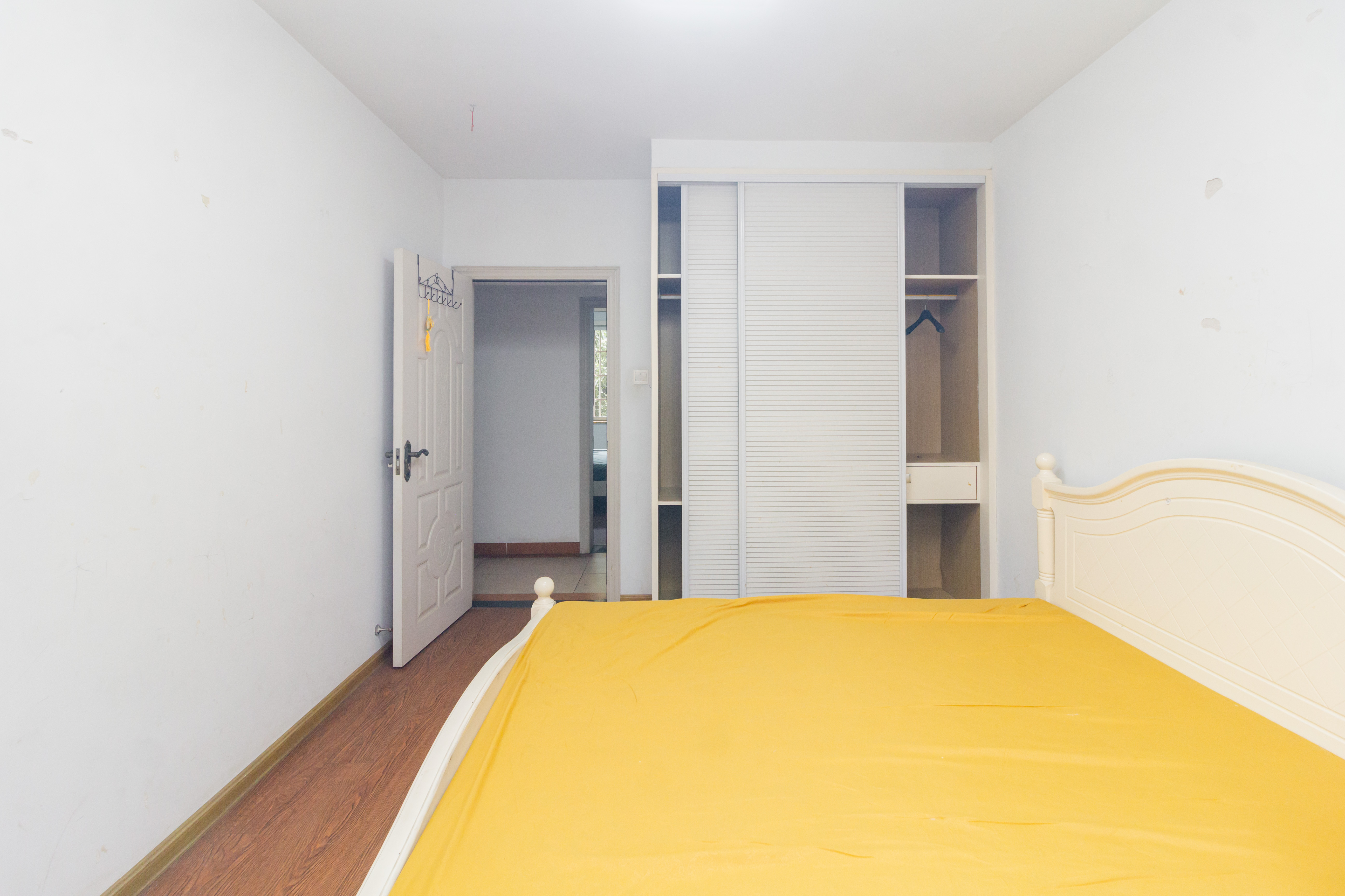 方略学府佳境 4室2厅1卫 85.0万 方略学府佳境 4室2厅1卫 85.0万卧室