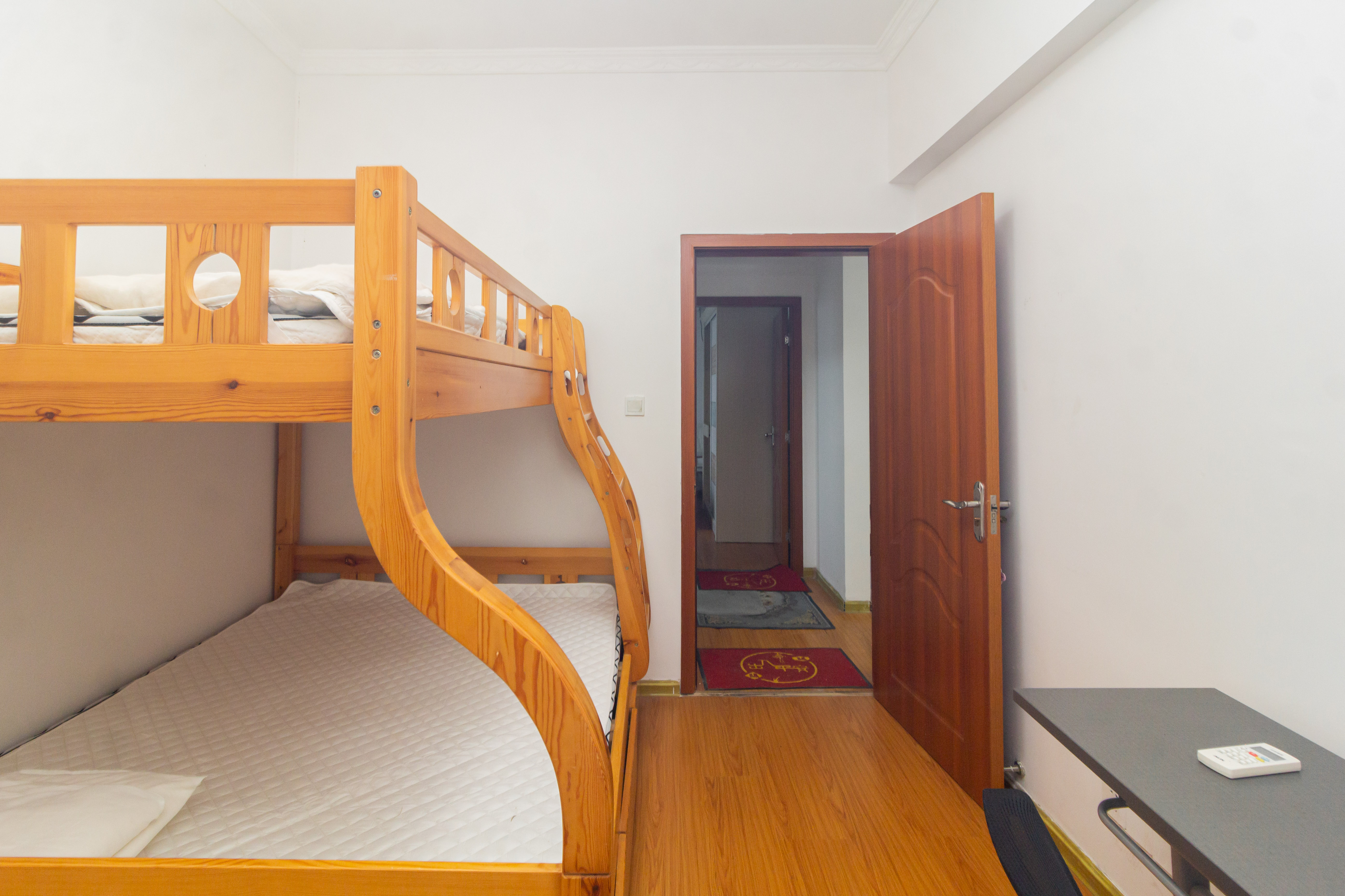 光明城市(星辰青年城)  2室2厅1卫    45.0万 光明城市(星辰青年城)  2室2厅1卫    45.0万卧室