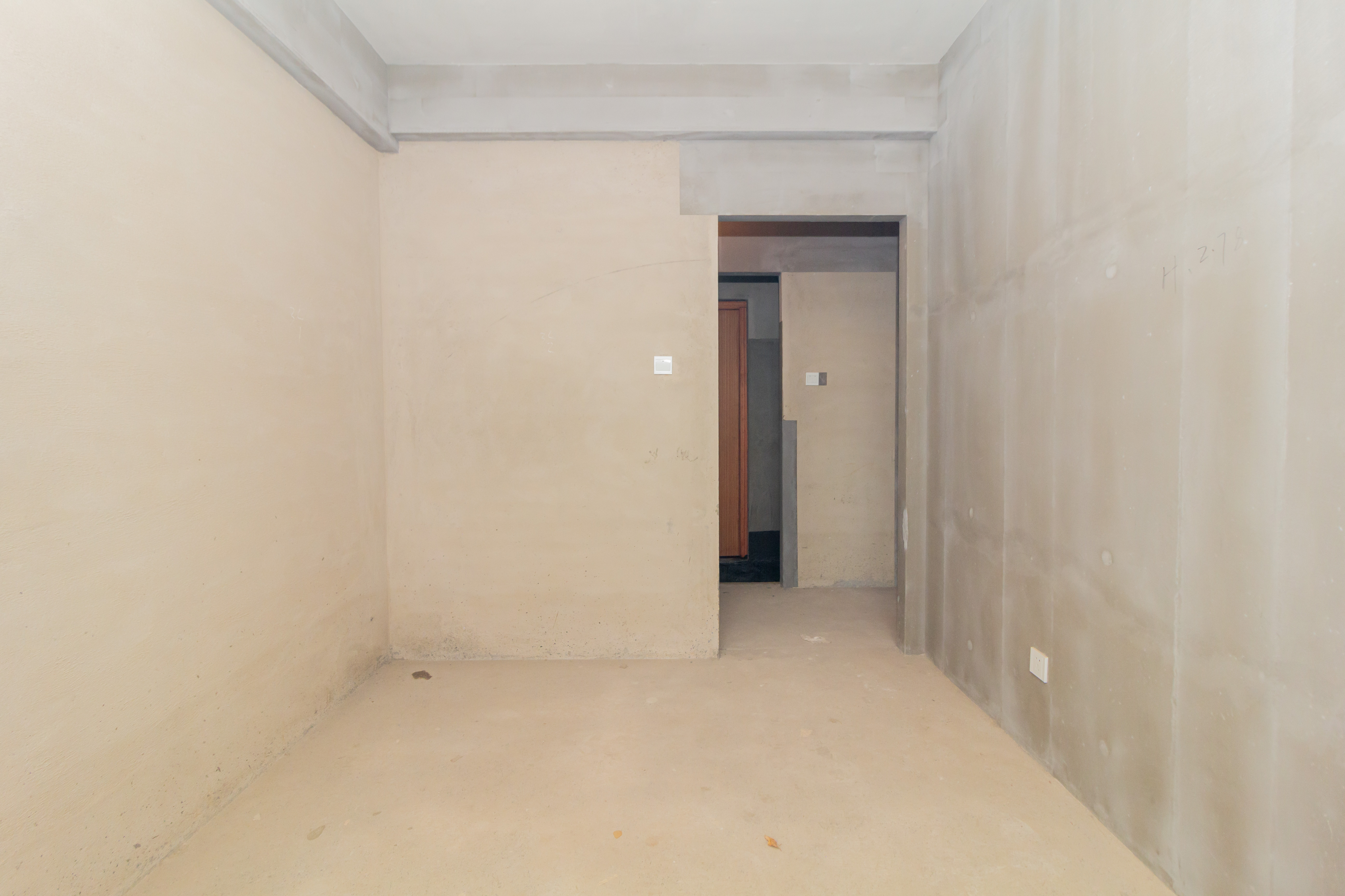 日盛湖湘花苑  3室2厅1卫    74.8万卧室