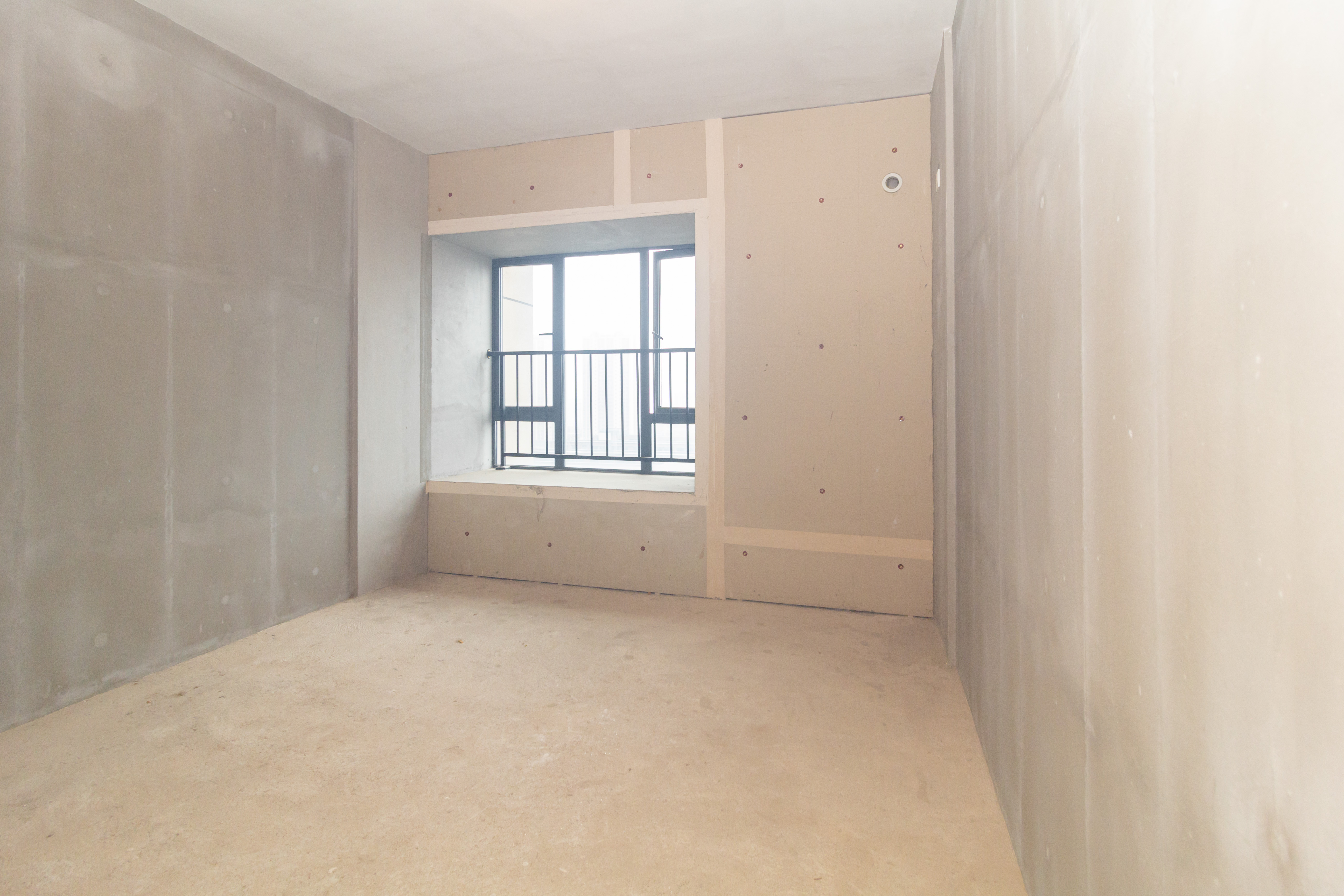 日盛湖湘花苑  3室2厅1卫    74.8万卧室