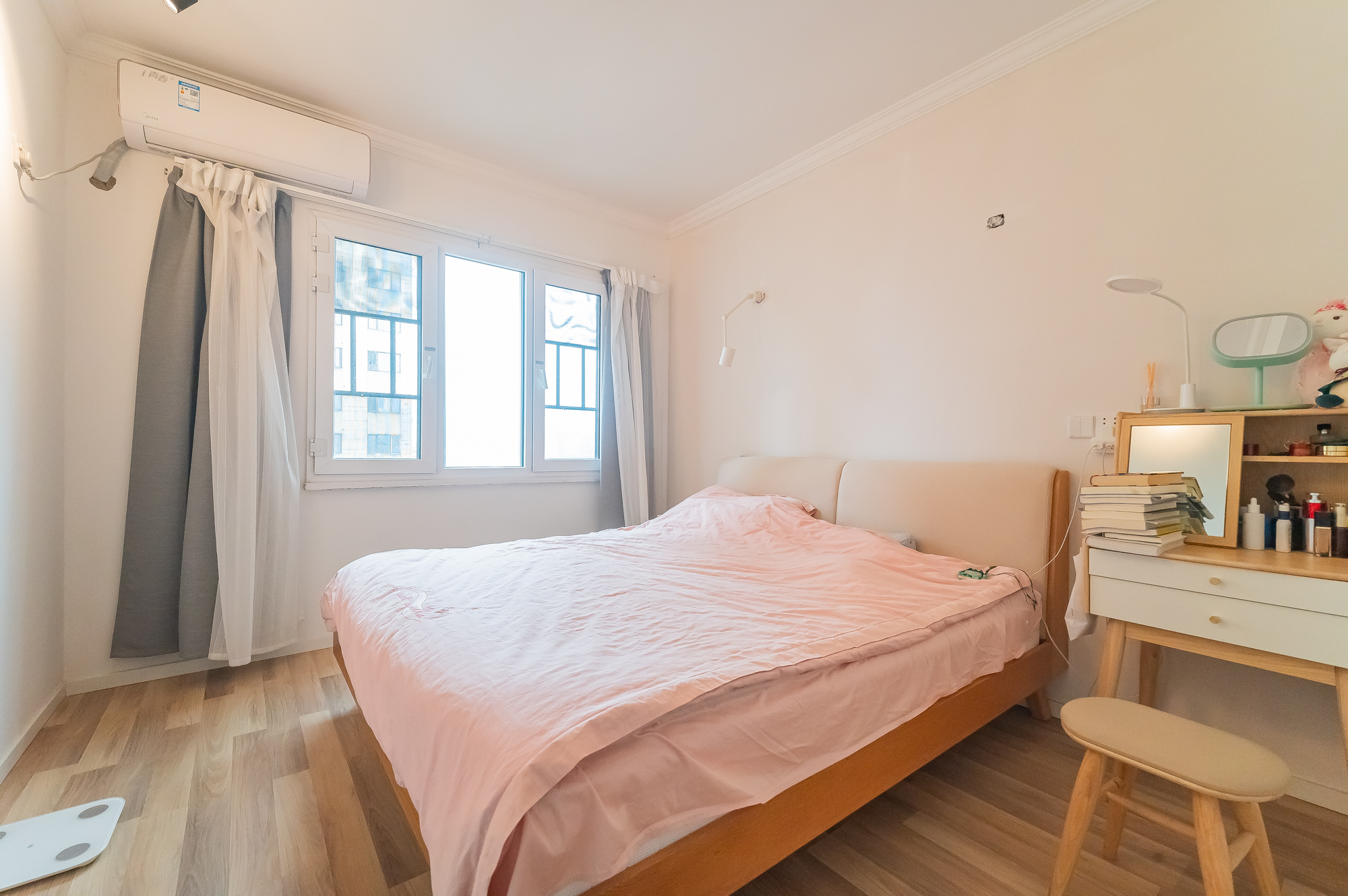 星湖湾二期高层  3室2厅1卫    85.0万 星湖湾二期高层  3室2厅1卫    85.0万卧室