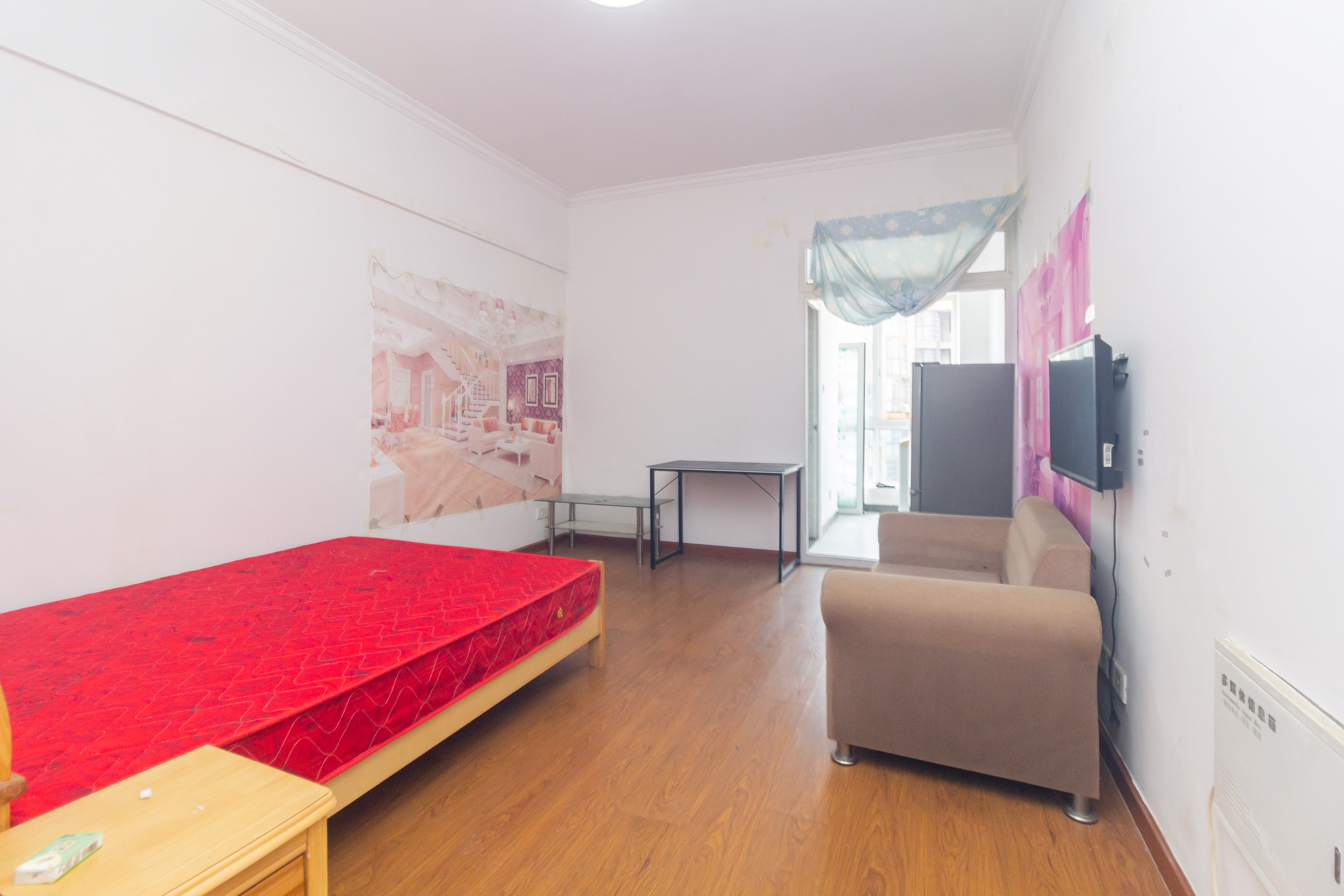 光明城市(星辰青年城)  1室1厅1卫    20.0万 光明城市(星辰青年城)  1室1厅1卫    20.0万客厅