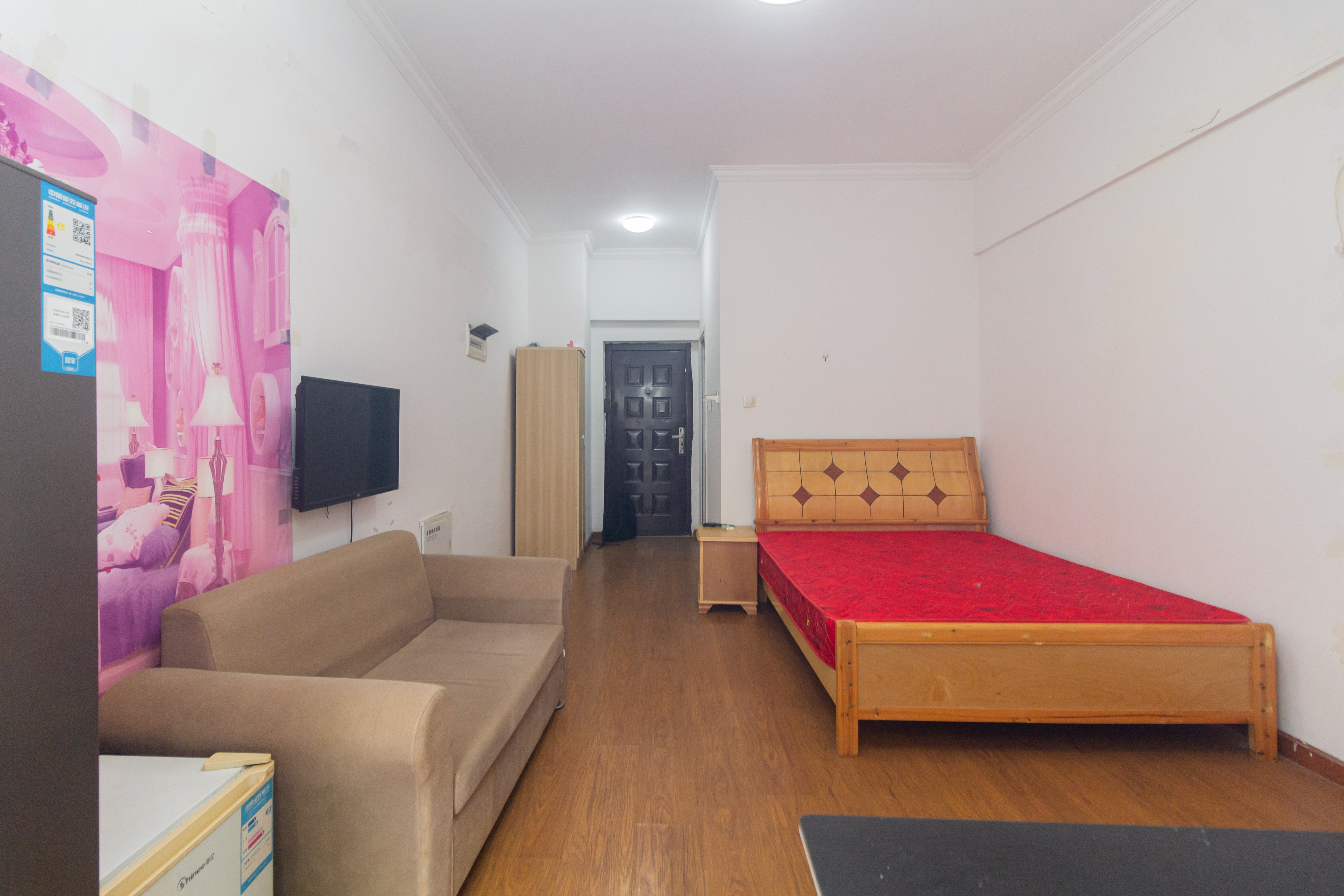 光明城市(星辰青年城)  1室1厅1卫    20.0万 光明城市(星辰青年城)  1室1厅1卫    20.0万客厅