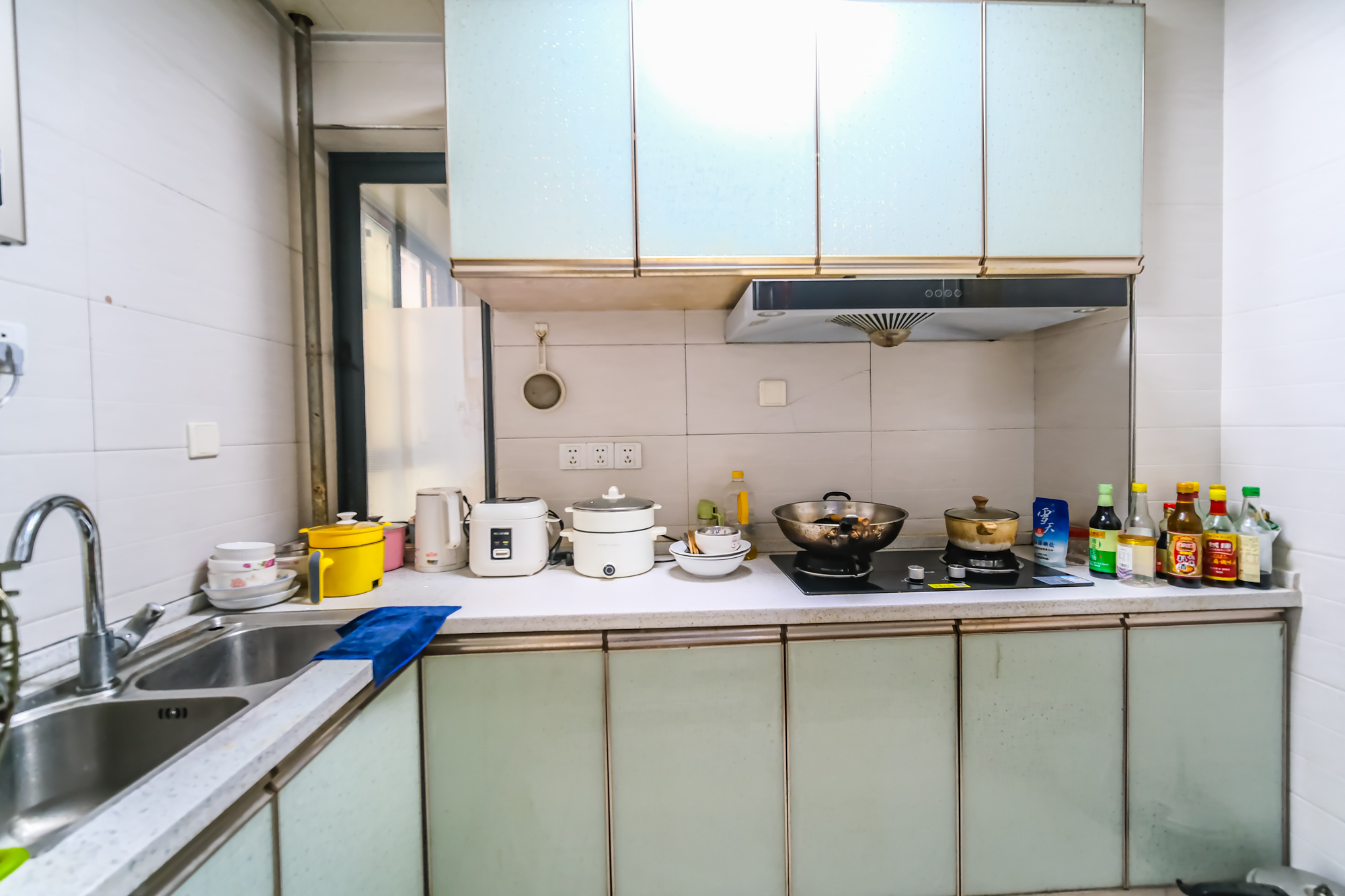 花样年华  4室2厅1卫    69.0万 花样年华  4室2厅1卫    69.0万厨房