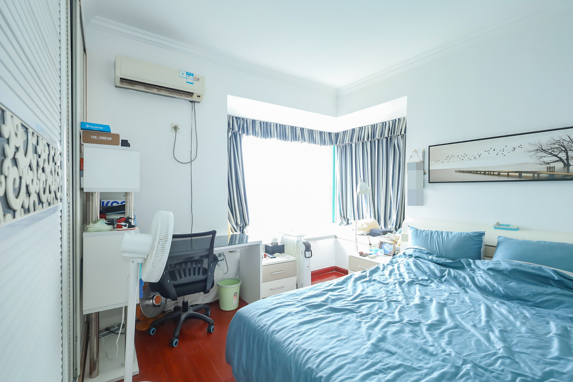 景秀江山 2室2厅1卫 95.0万 景秀江山 2室2厅1卫 95.0万卧室