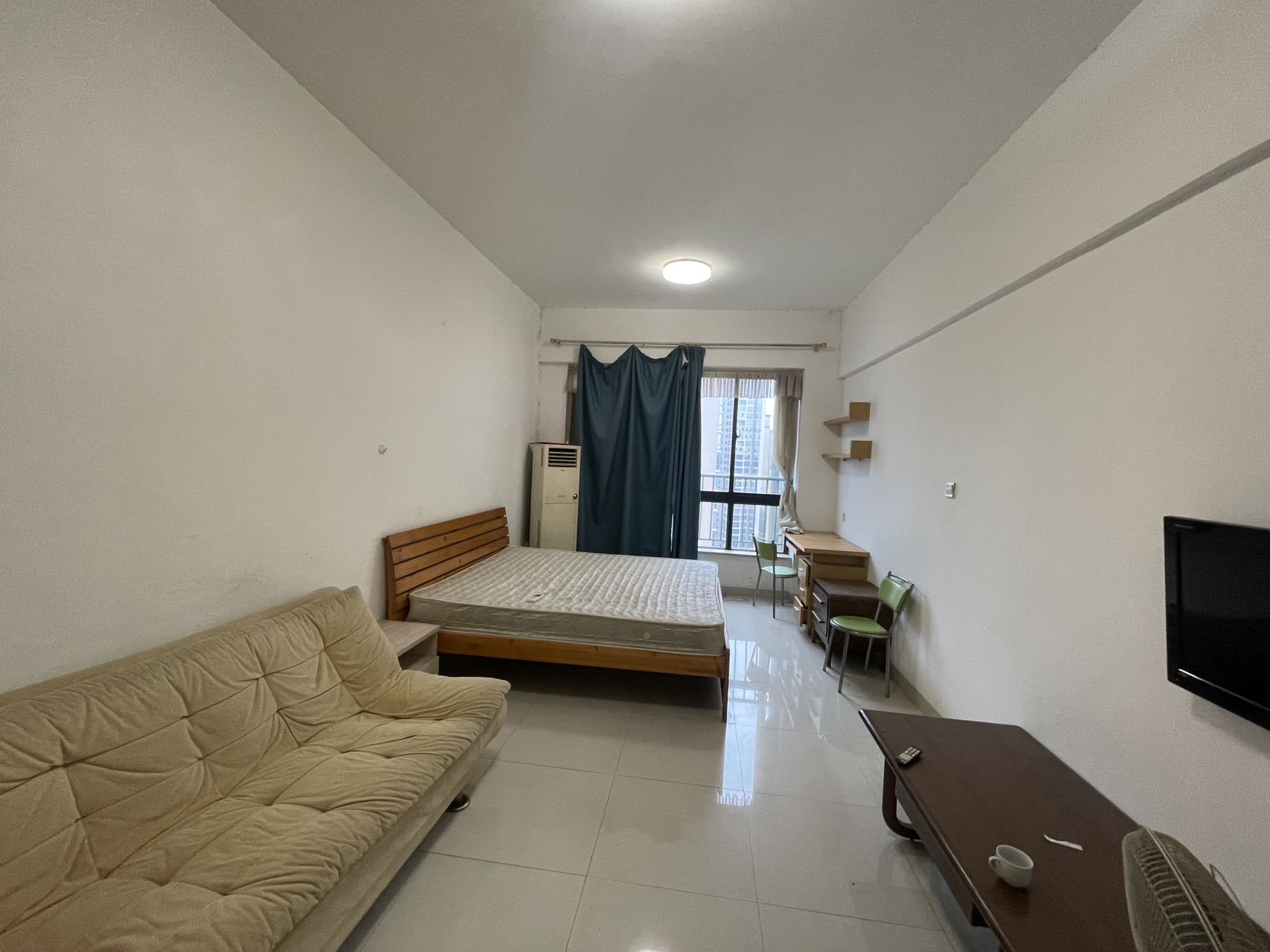 慈善大厦  1室1厅1卫    16.0万 慈善大厦  1室1厅1卫    16.0万