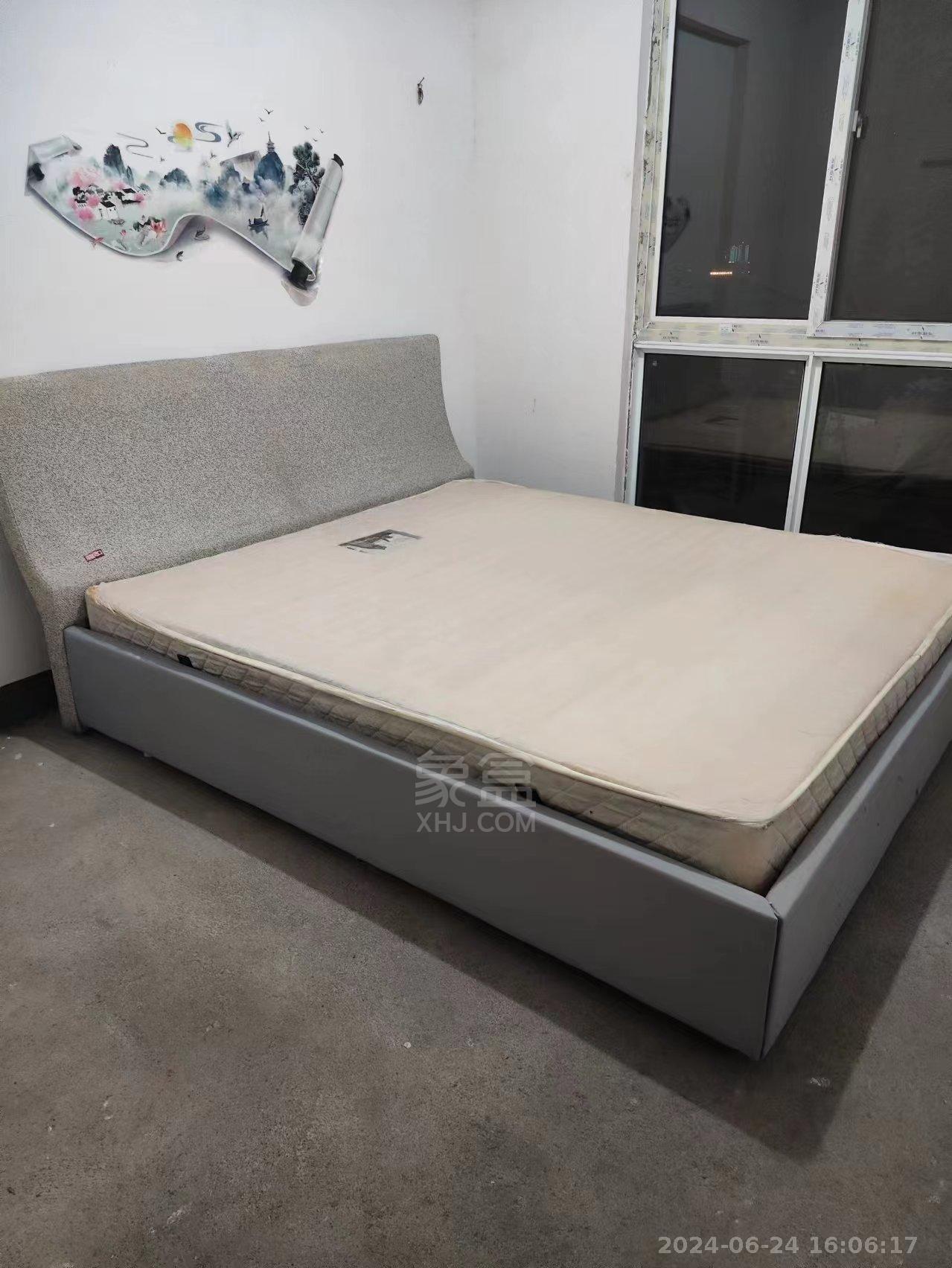 莱茵小镇  3室2厅1卫   1200.00元/月室内图1