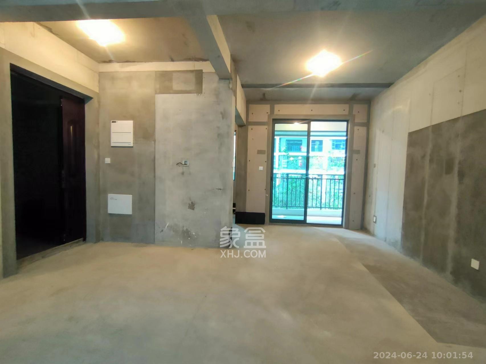 軌道中建麓江府  4室2廳2衛(wèi)   2200.00元/月室內(nèi)圖1