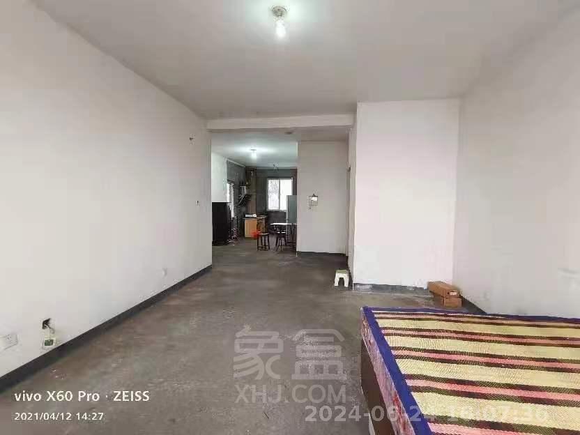 莱茵小镇  3室2厅1卫   1200.00元/月室内图