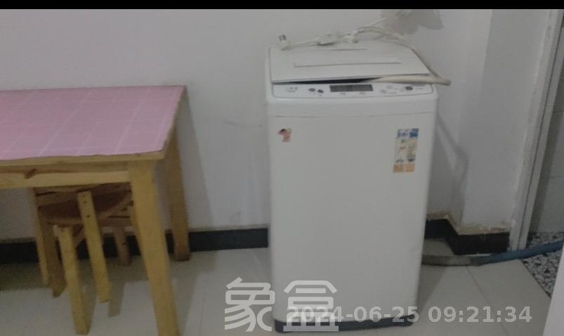 清水小区（浪琴湾清水小区）  1室1厅1卫   1300.00元/月室内图