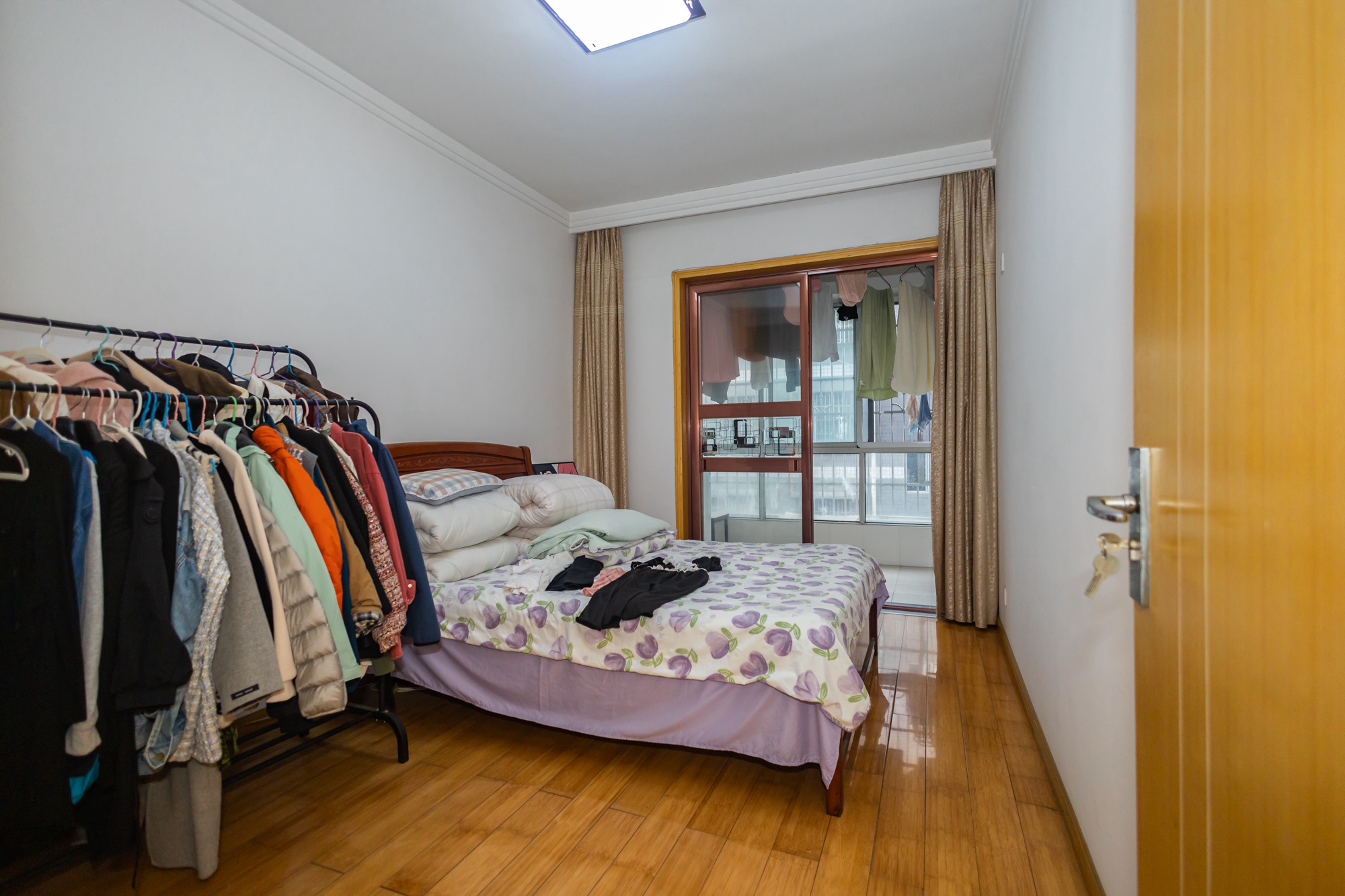 湘绣城  3室2厅1卫    49.8万 湘绣城  3室2厅1卫    49.8万卧室