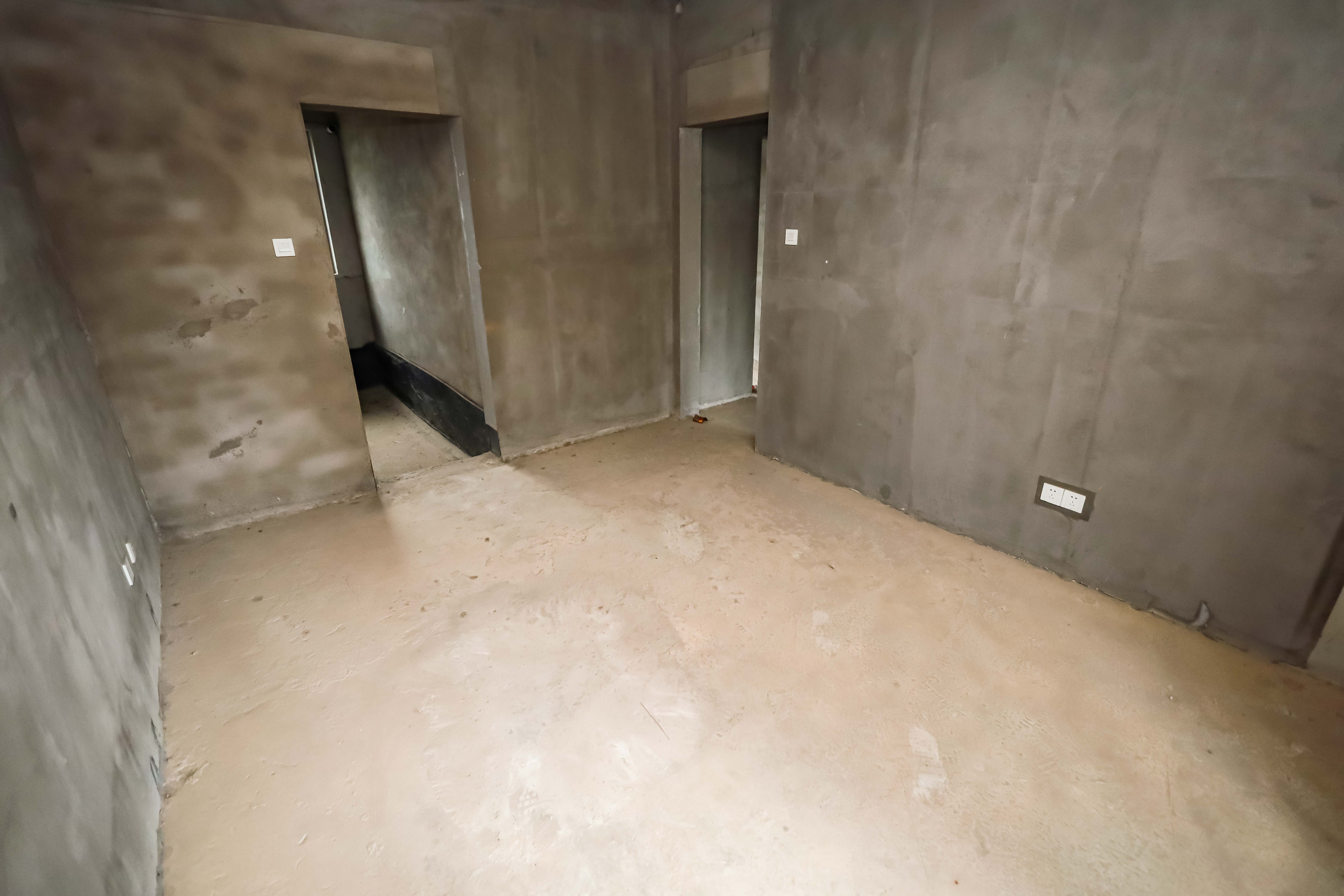 万象府台  4室2厅2卫   248.50万卧室
