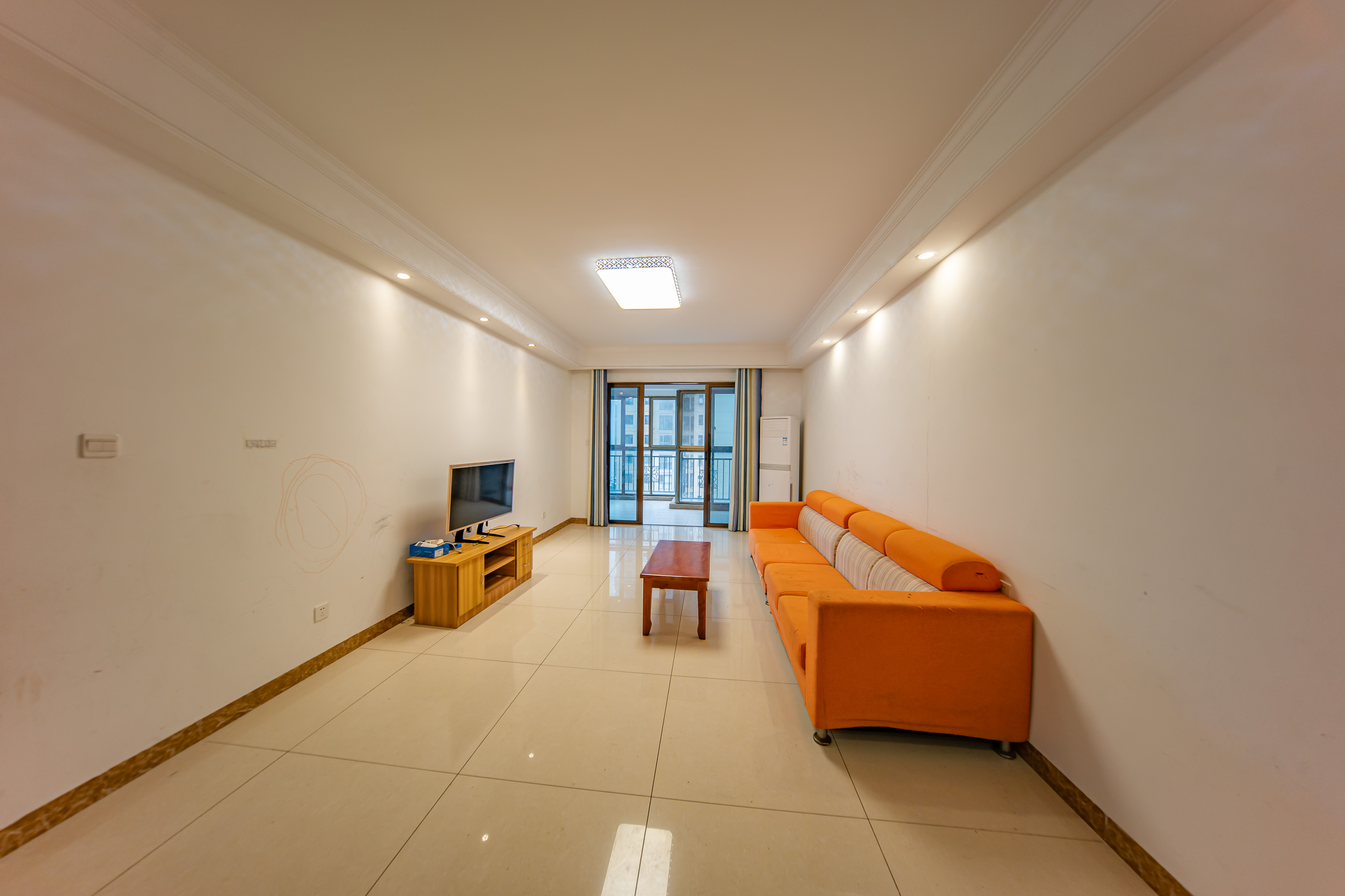 江山帝景哈佛 2室1厅1卫 65.0万 江山帝景哈佛 2室1厅1卫 65.0万客厅