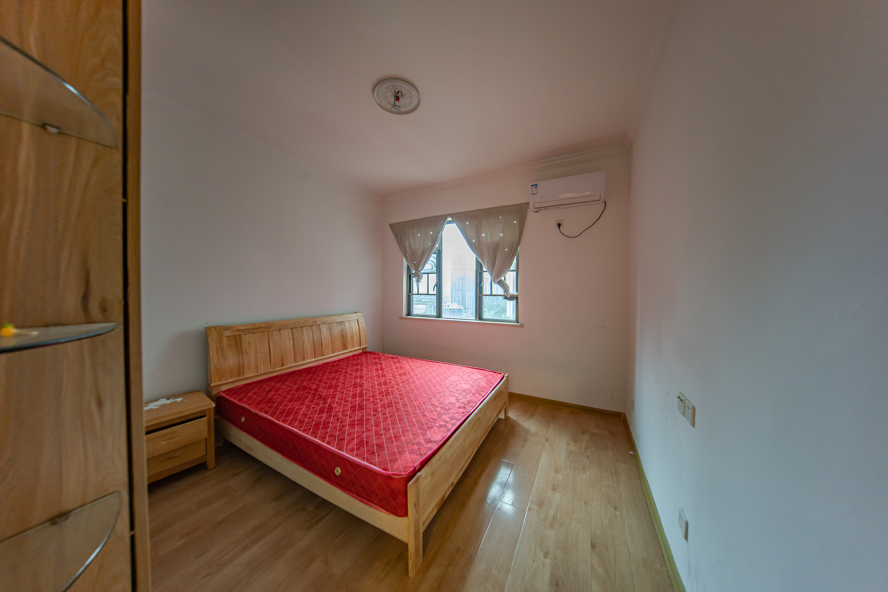 江山帝景哈佛 2室1厅1卫 65.0万 江山帝景哈佛 2室1厅1卫 65.0万卧室